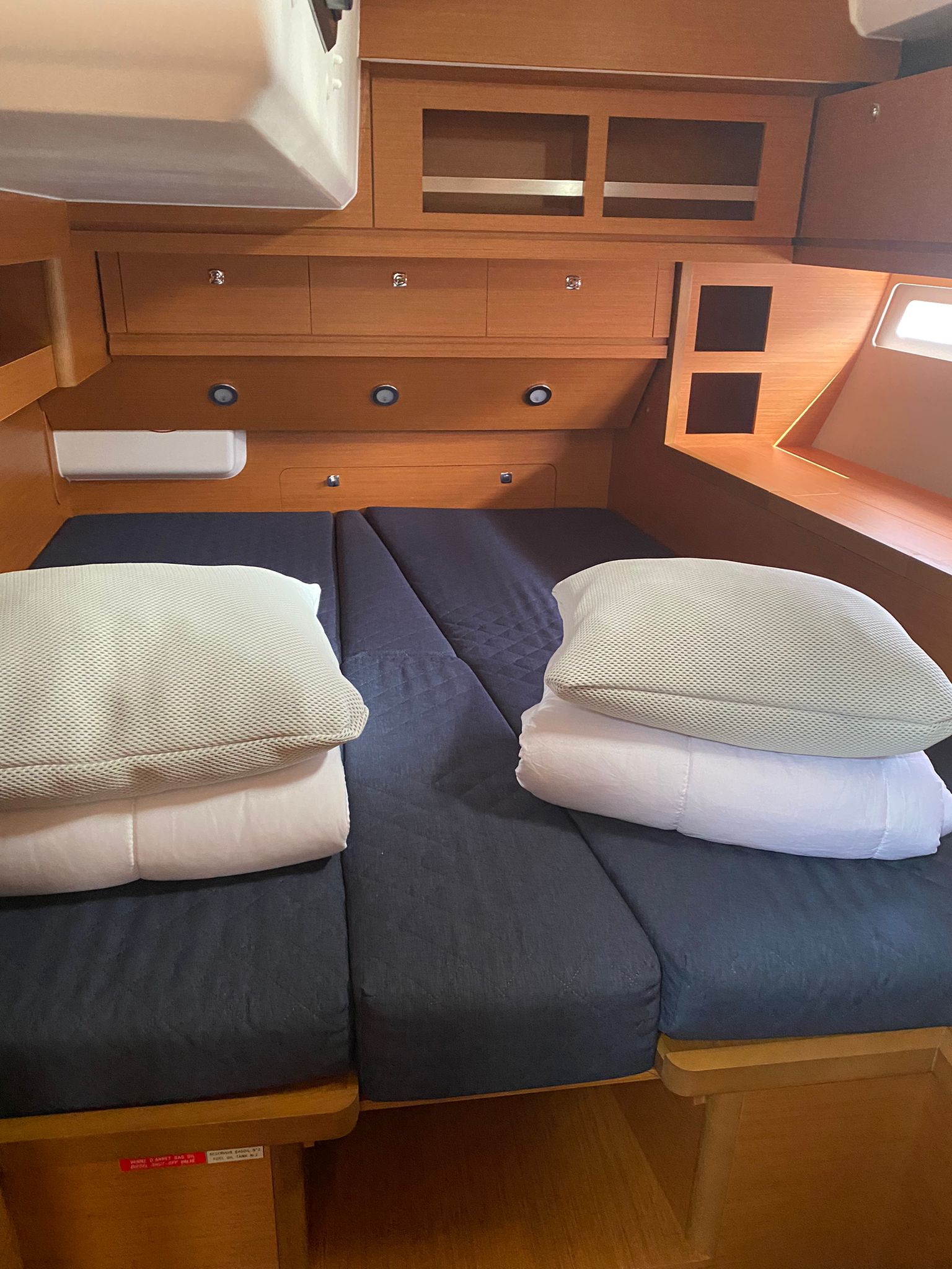Dufour 56 Exclusive - 5 + 1 cab. — photo 17