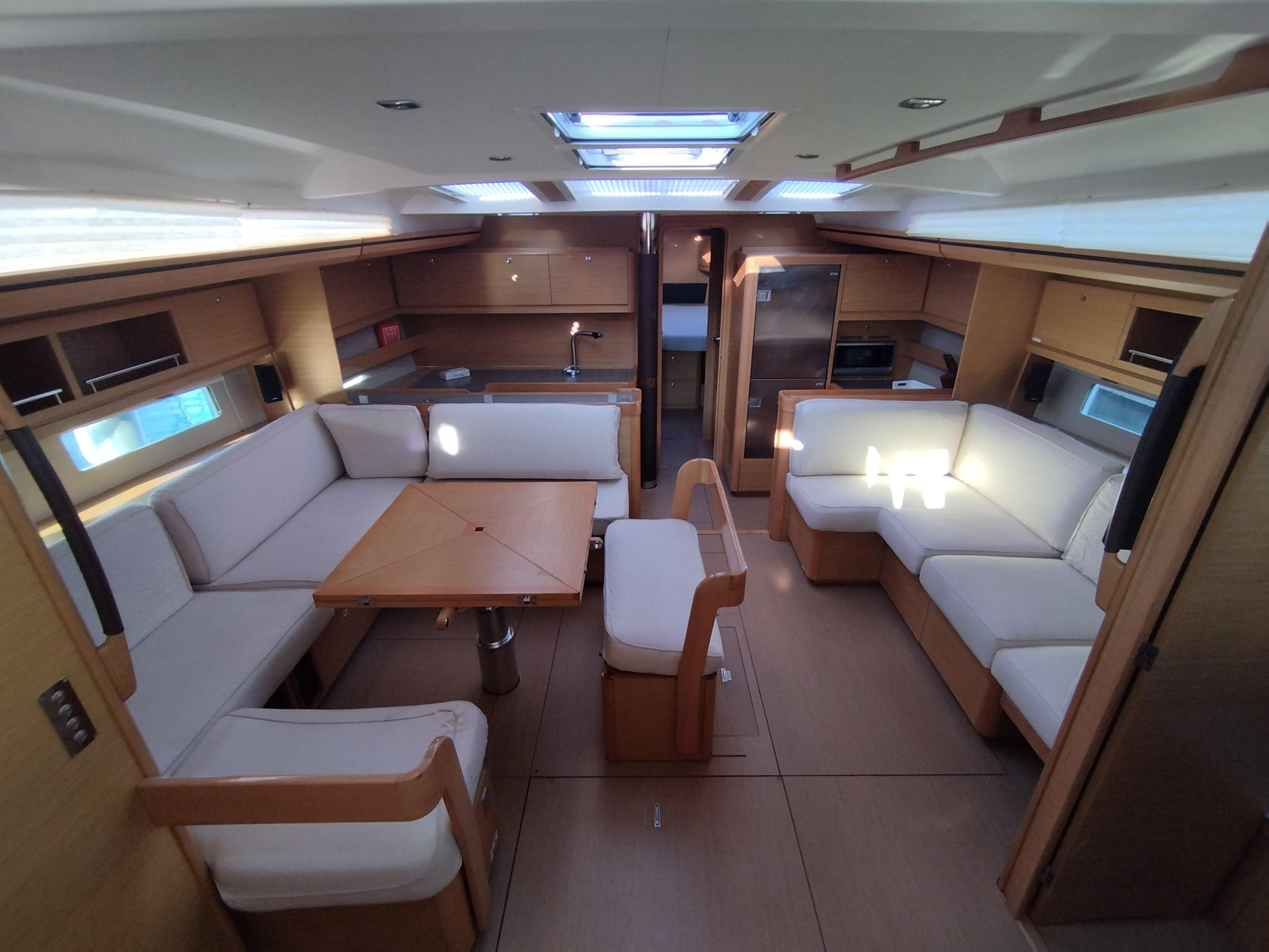 Dufour 56 Exclusive - 5 + 1 cab. — photo 12