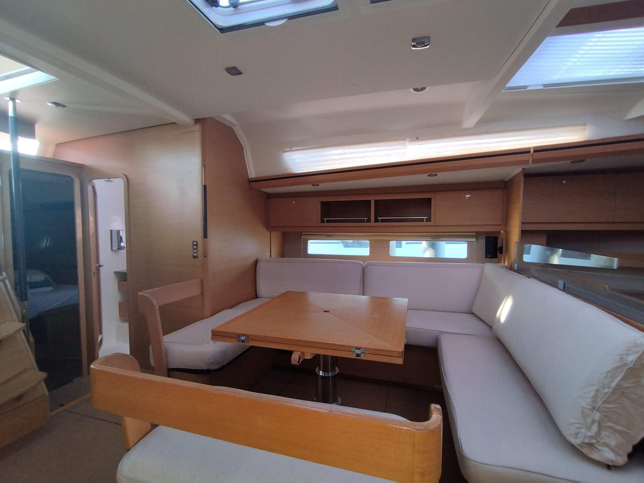 Dufour 56 Exclusive - 5 + 1 cab. — photo 16