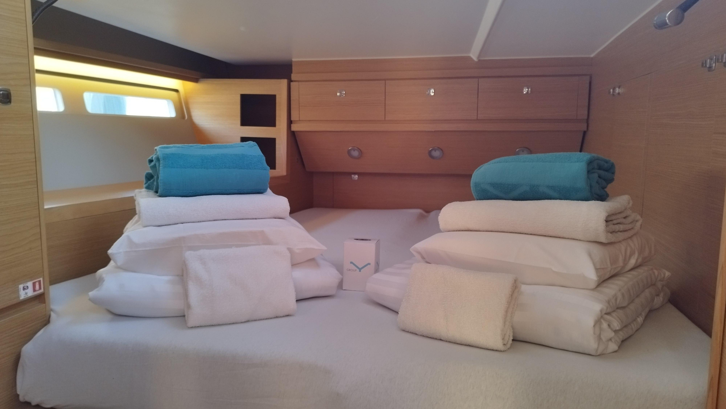Dufour 56 Exclusive - 5 + 1 cab. — photo 20