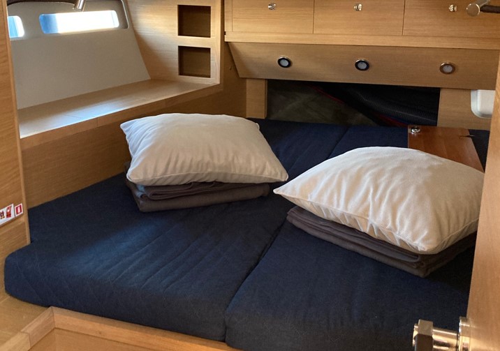 Dufour 56 Exclusive - 5 + 1 cab. — photo 22