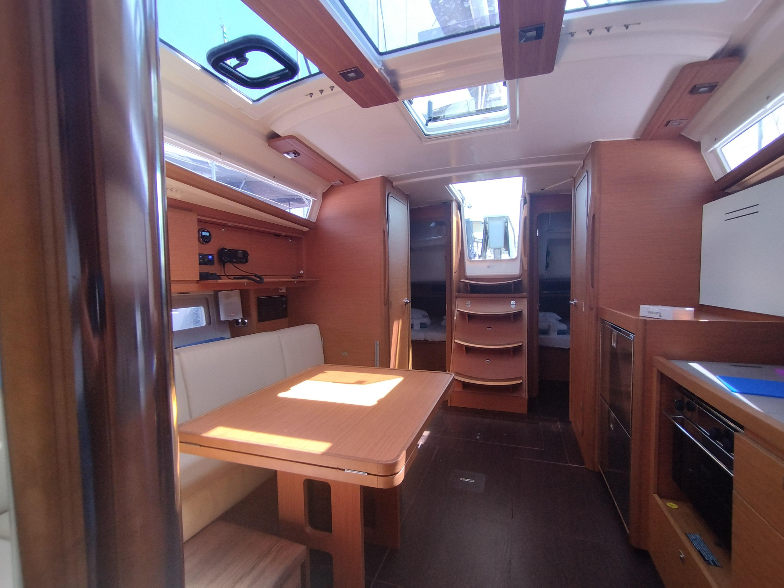 Dufour 390 — photo 14