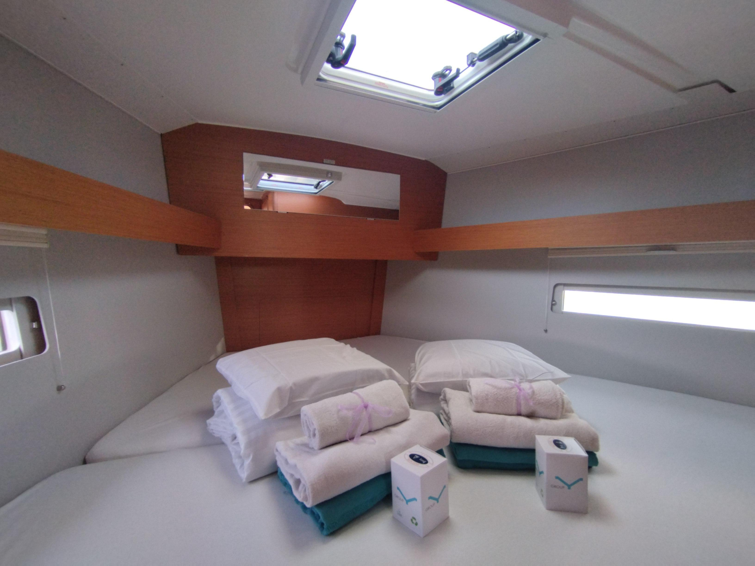 Dufour 390 — photo 17