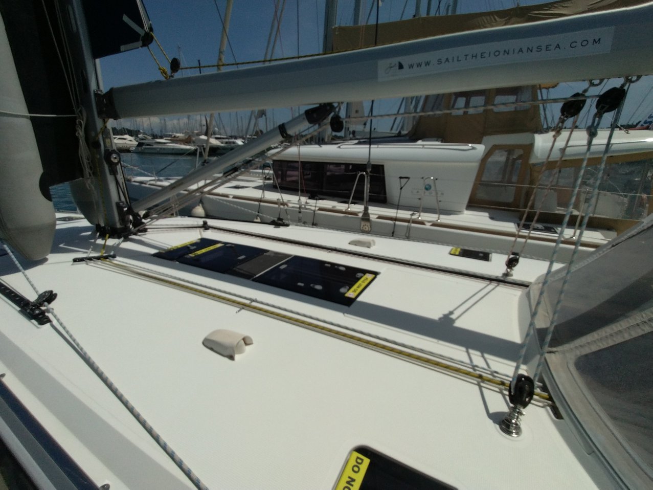 Bavaria 51 Cruiser — photo 9