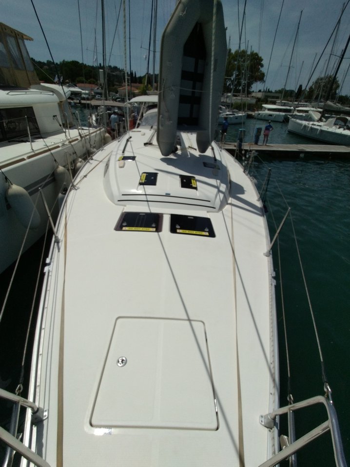 Bavaria 51 Cruiser — photo 13