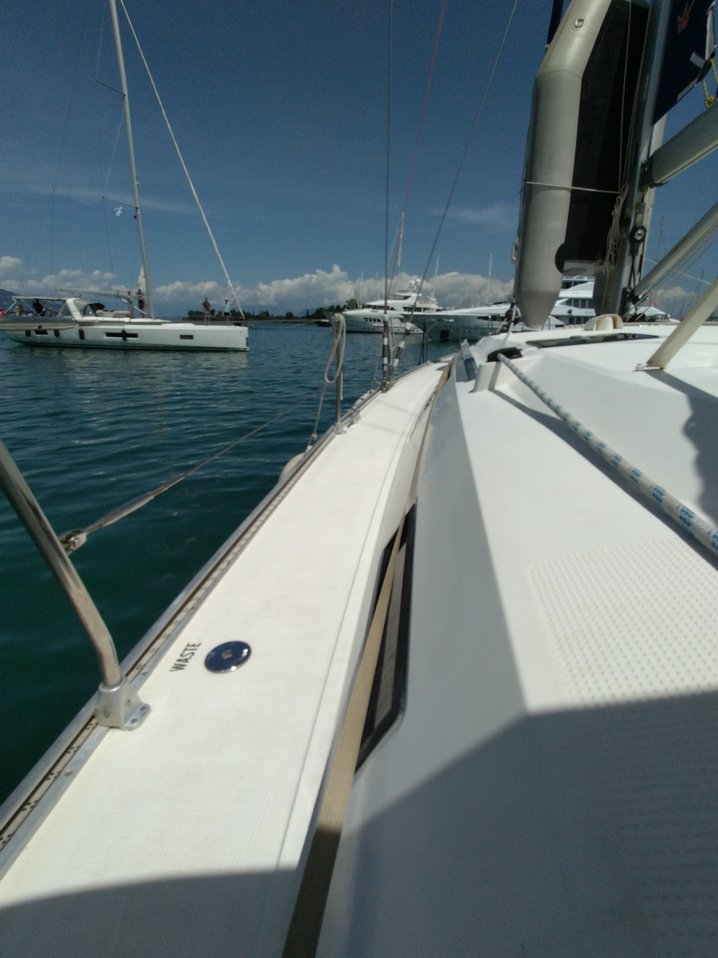Bavaria 51 Cruiser — photo 22