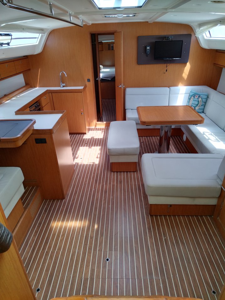 Bavaria 51 Cruiser — photo 25