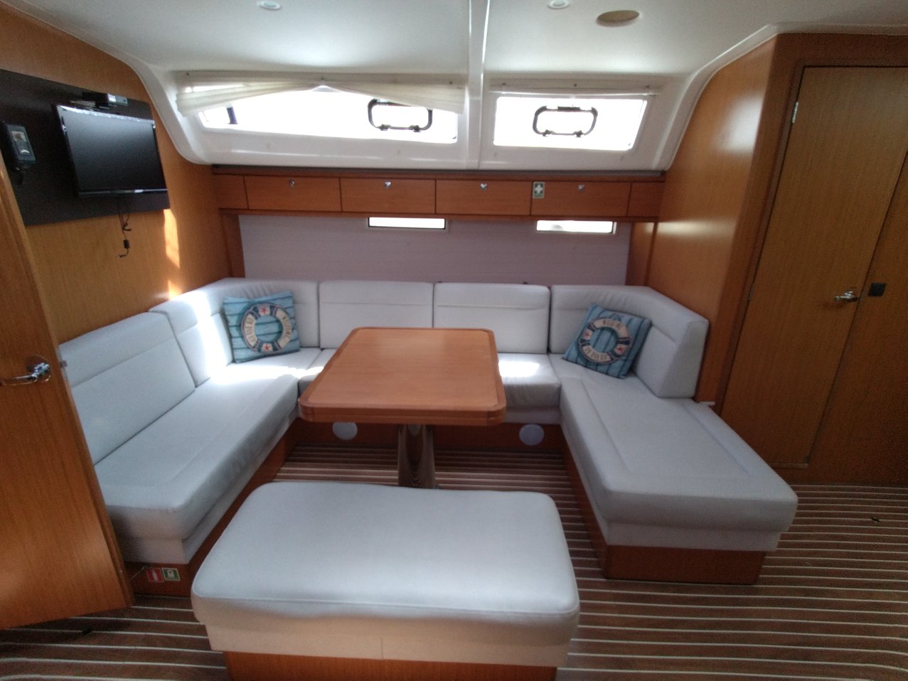 Bavaria 51 Cruiser — photo 27