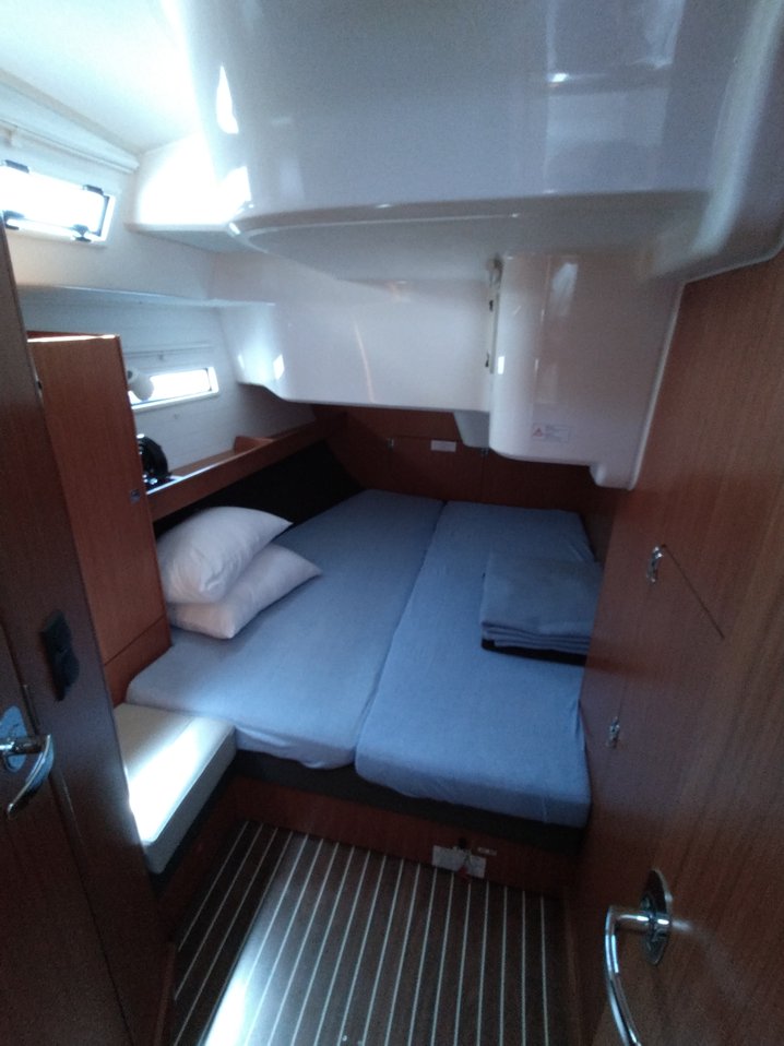 Bavaria 51 Cruiser — photo 34