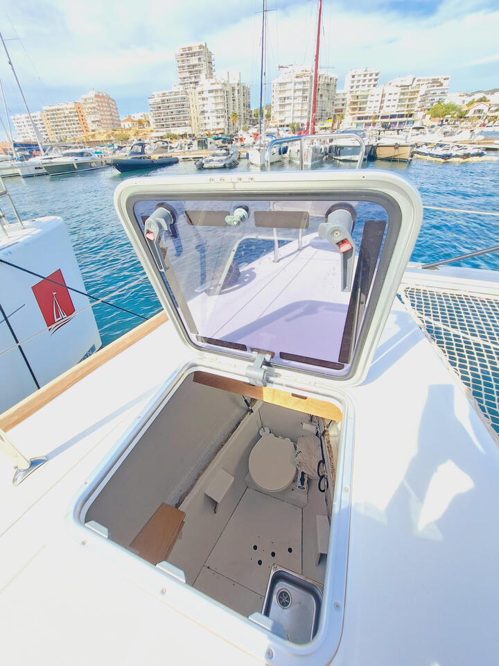 Lagoon 450 F - 4 + 1 cab. — photo 7