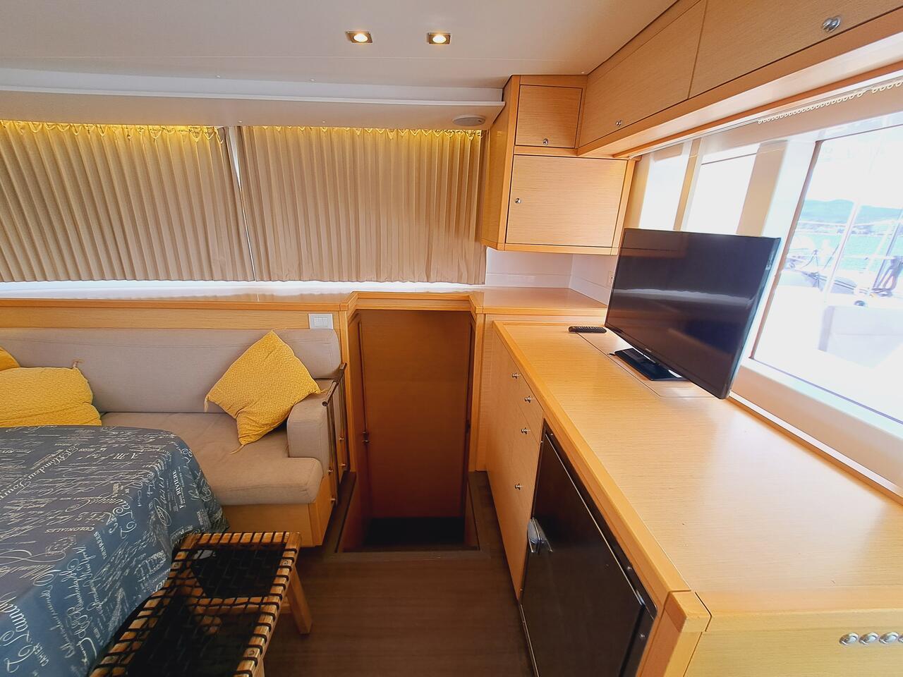 Lagoon 450 F - 4 + 1 cab. — photo 16