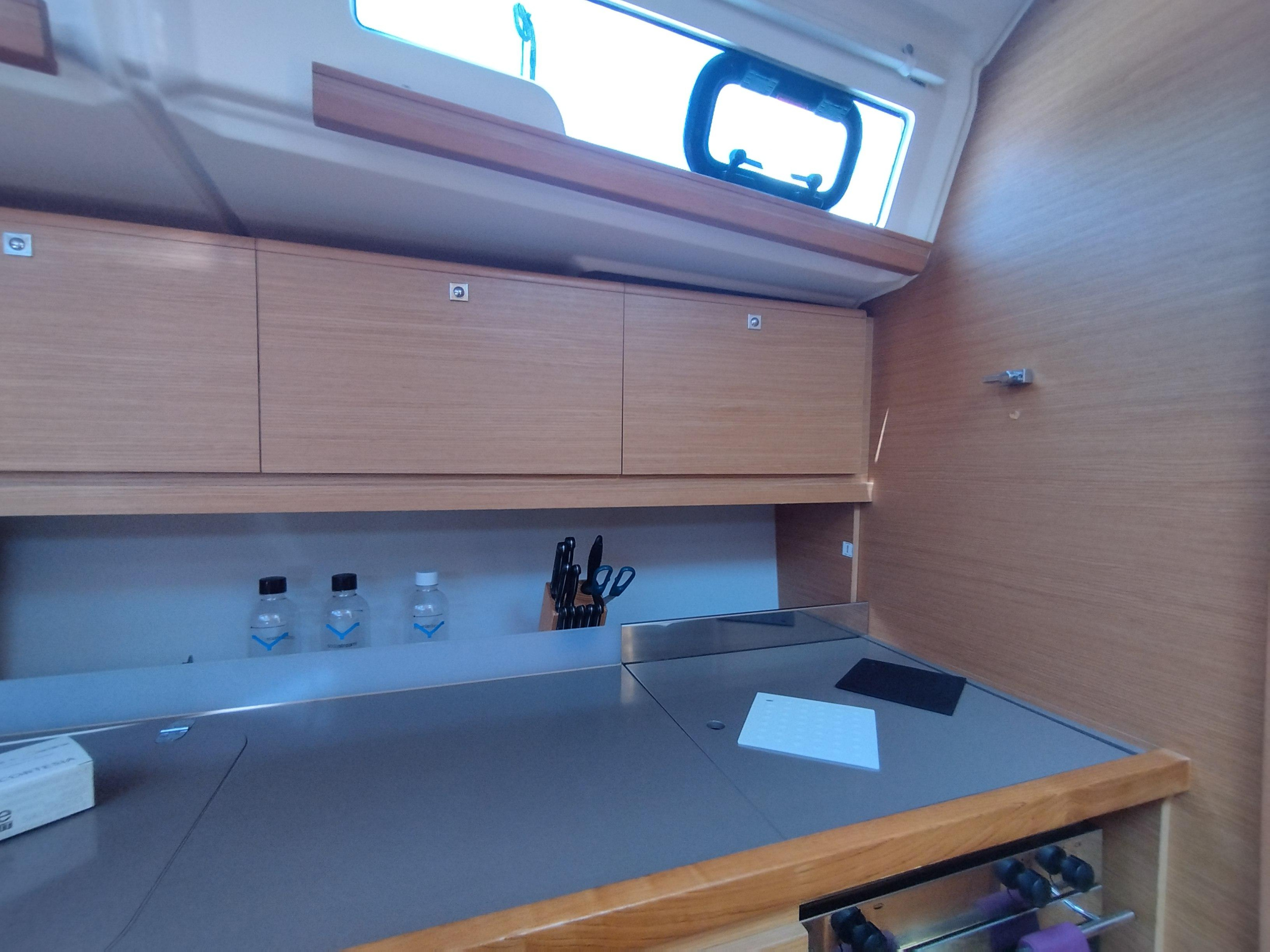 Dufour 390 — photo 16