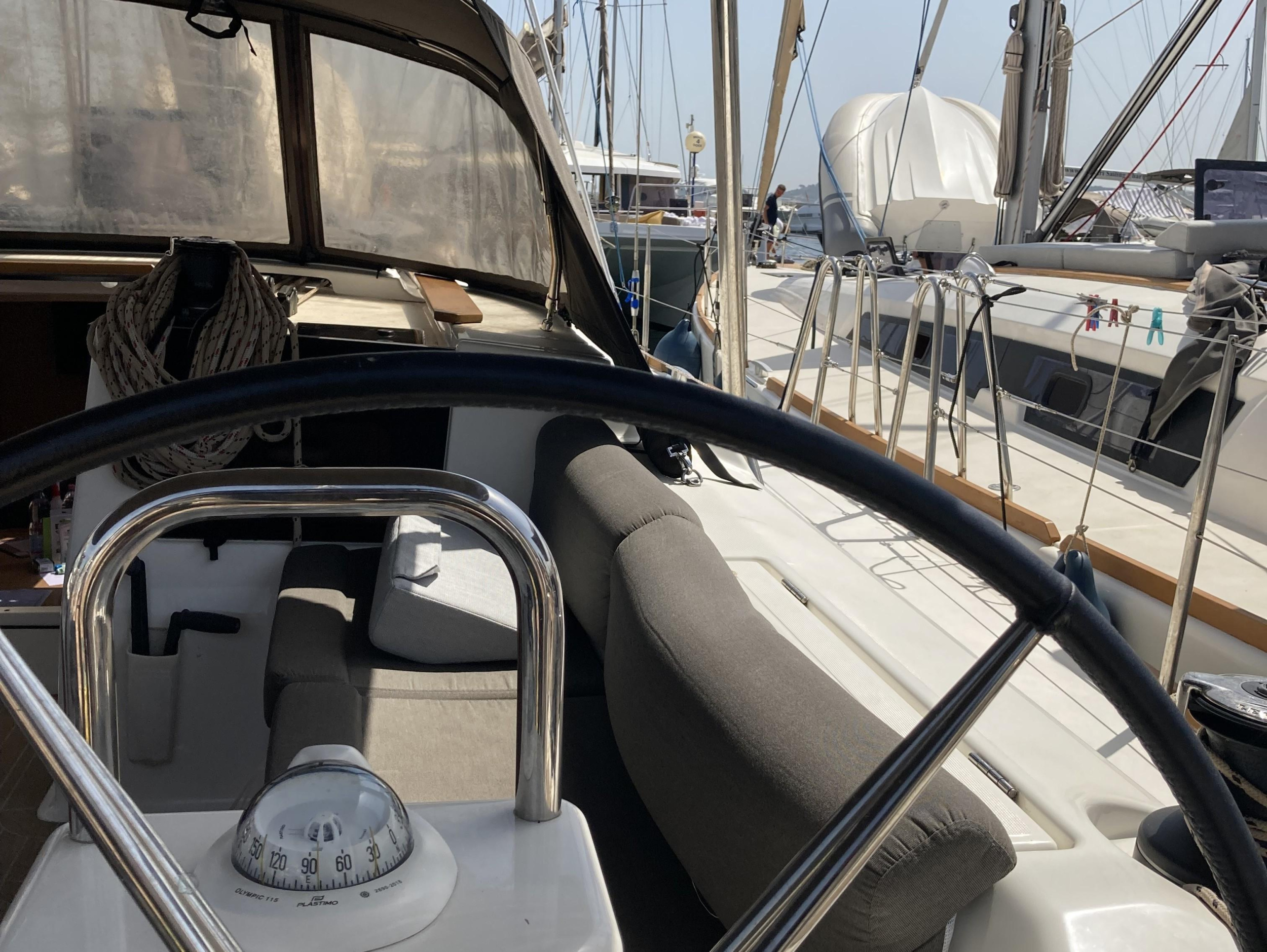 Dufour 460 GL - 5 cab. — photo 4