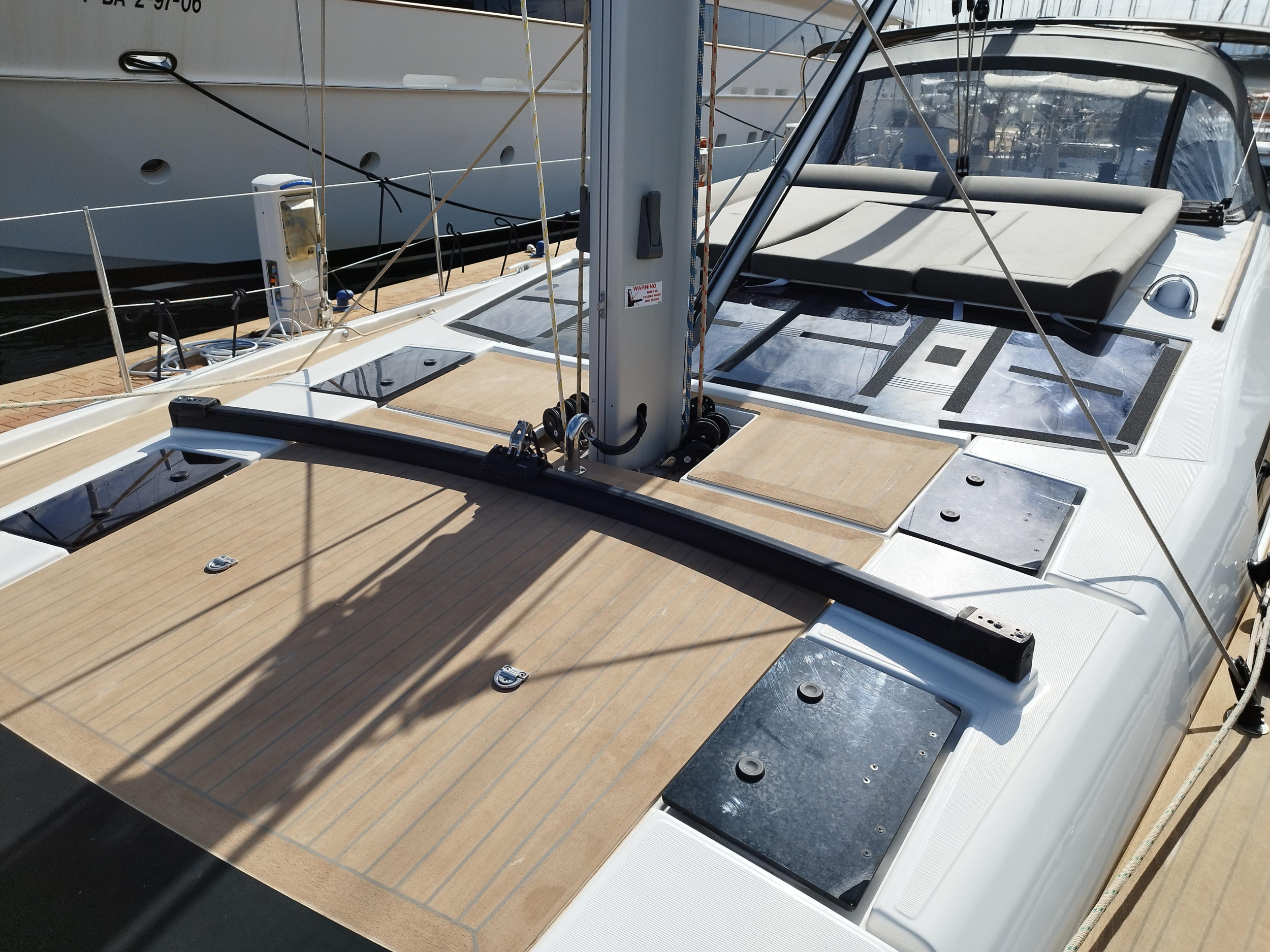 Dufour 56 Exclusive - 5 + 1 cab. — photo 10