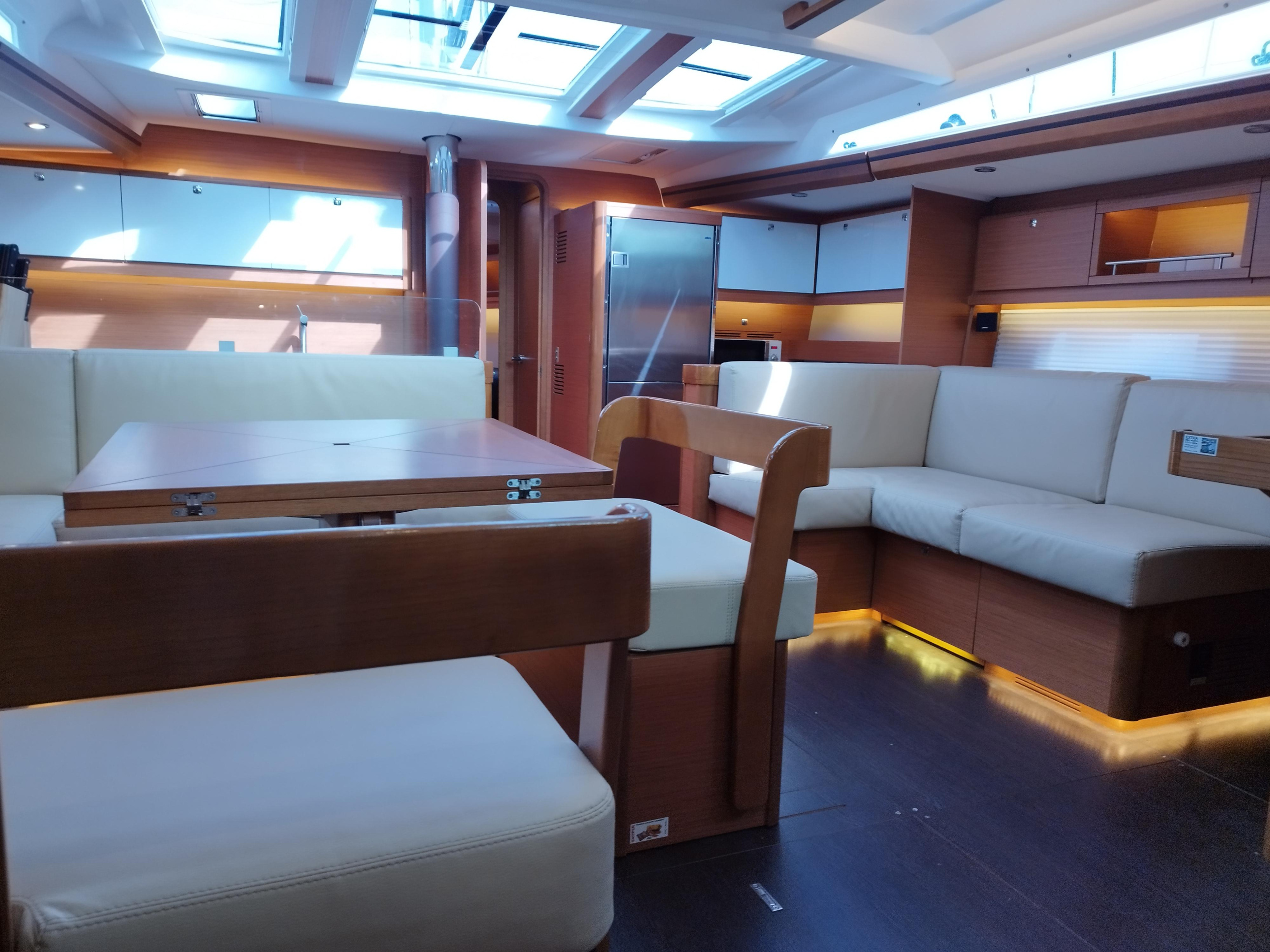 Dufour 56 Exclusive - 5 + 1 cab. — photo 12