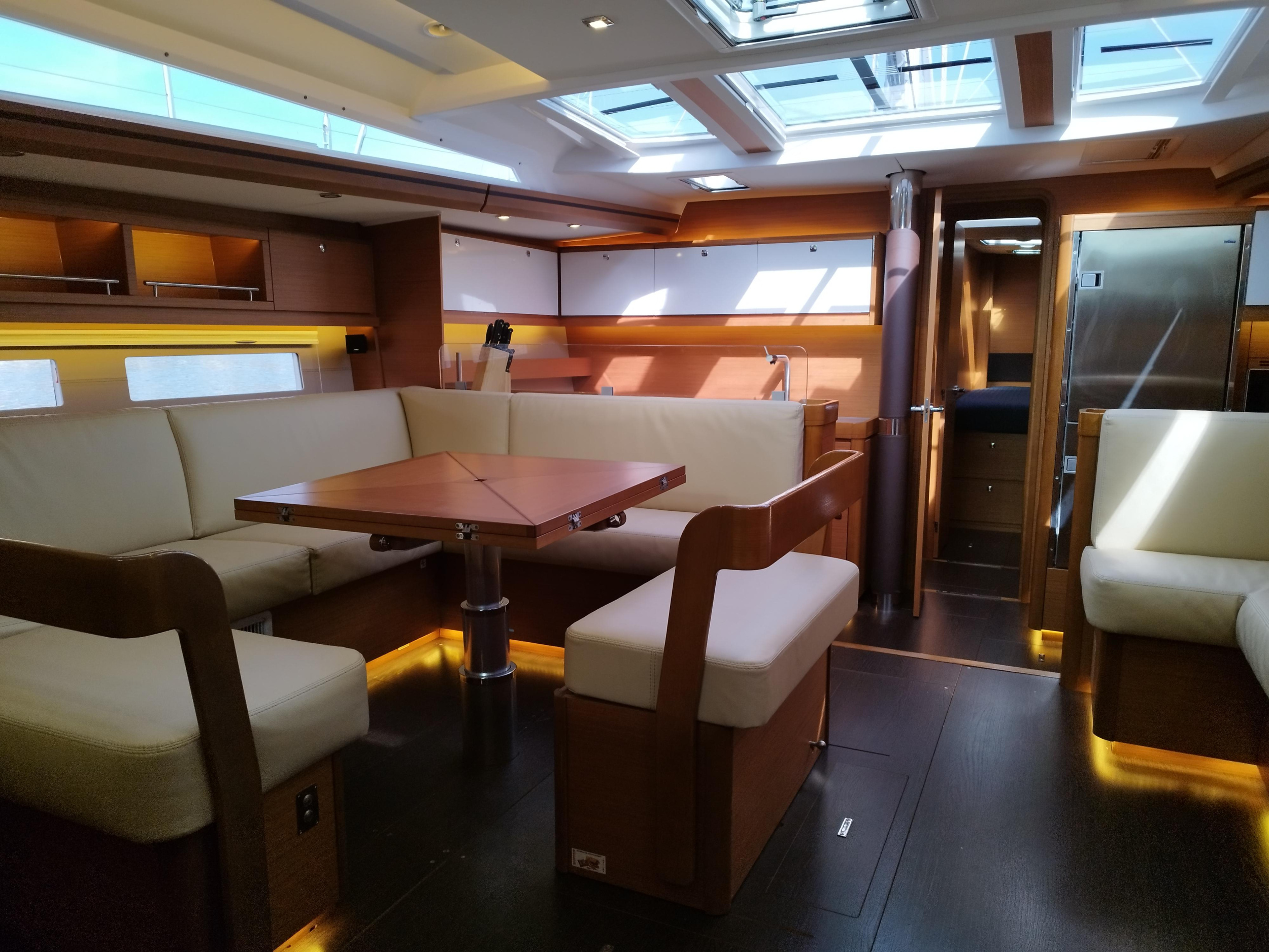 Dufour 56 Exclusive - 5 + 1 cab. — photo 13