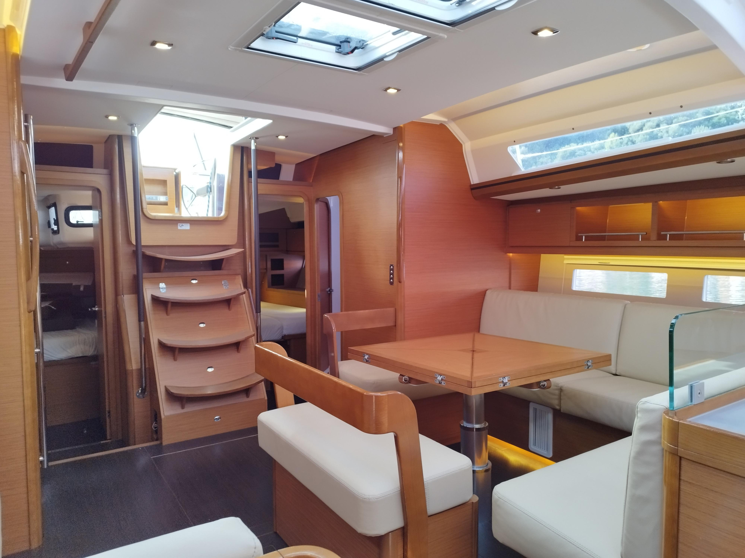 Dufour 56 Exclusive - 5 + 1 cab. — photo 14