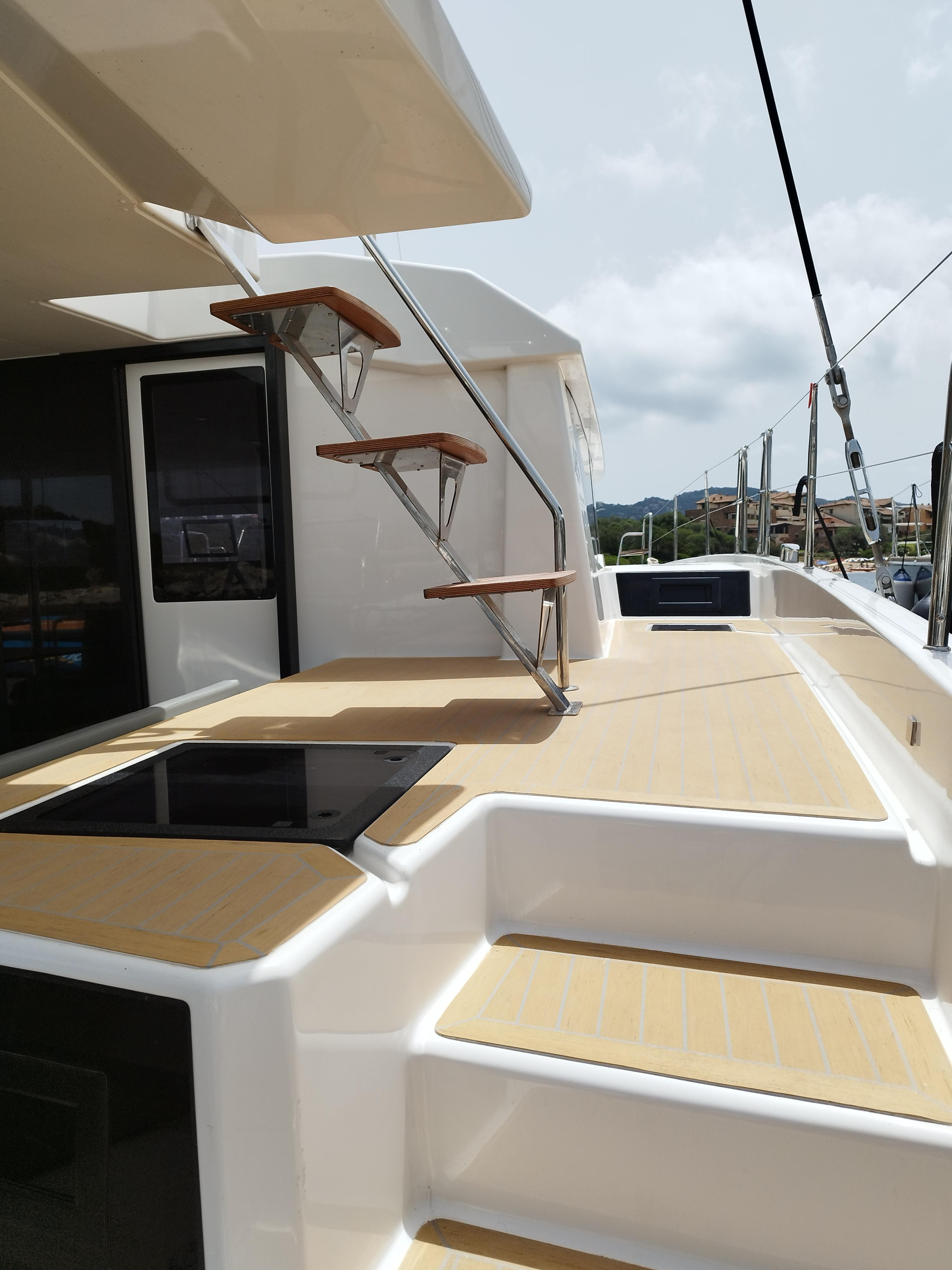 Dufour 48 Catamaran - 5 + 1 cab. — photo 7
