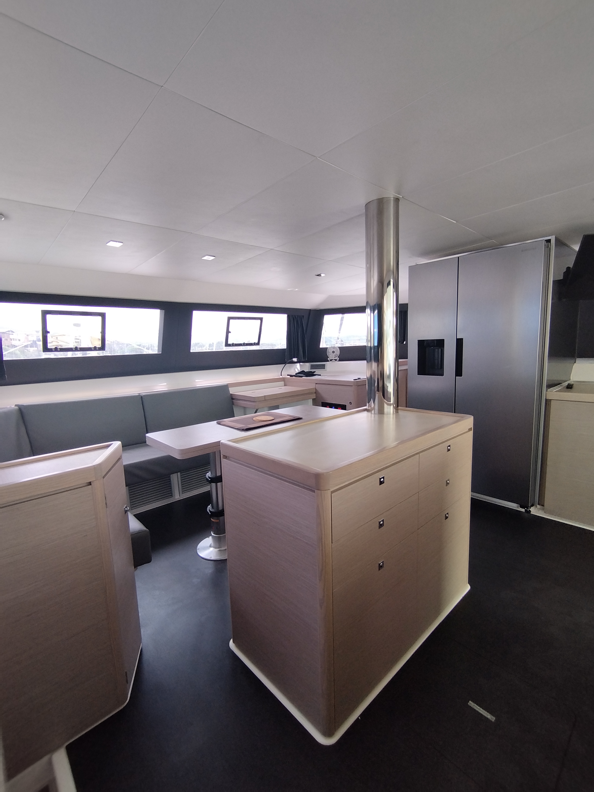 Dufour 48 Catamaran - 5 + 1 cab. — photo 15