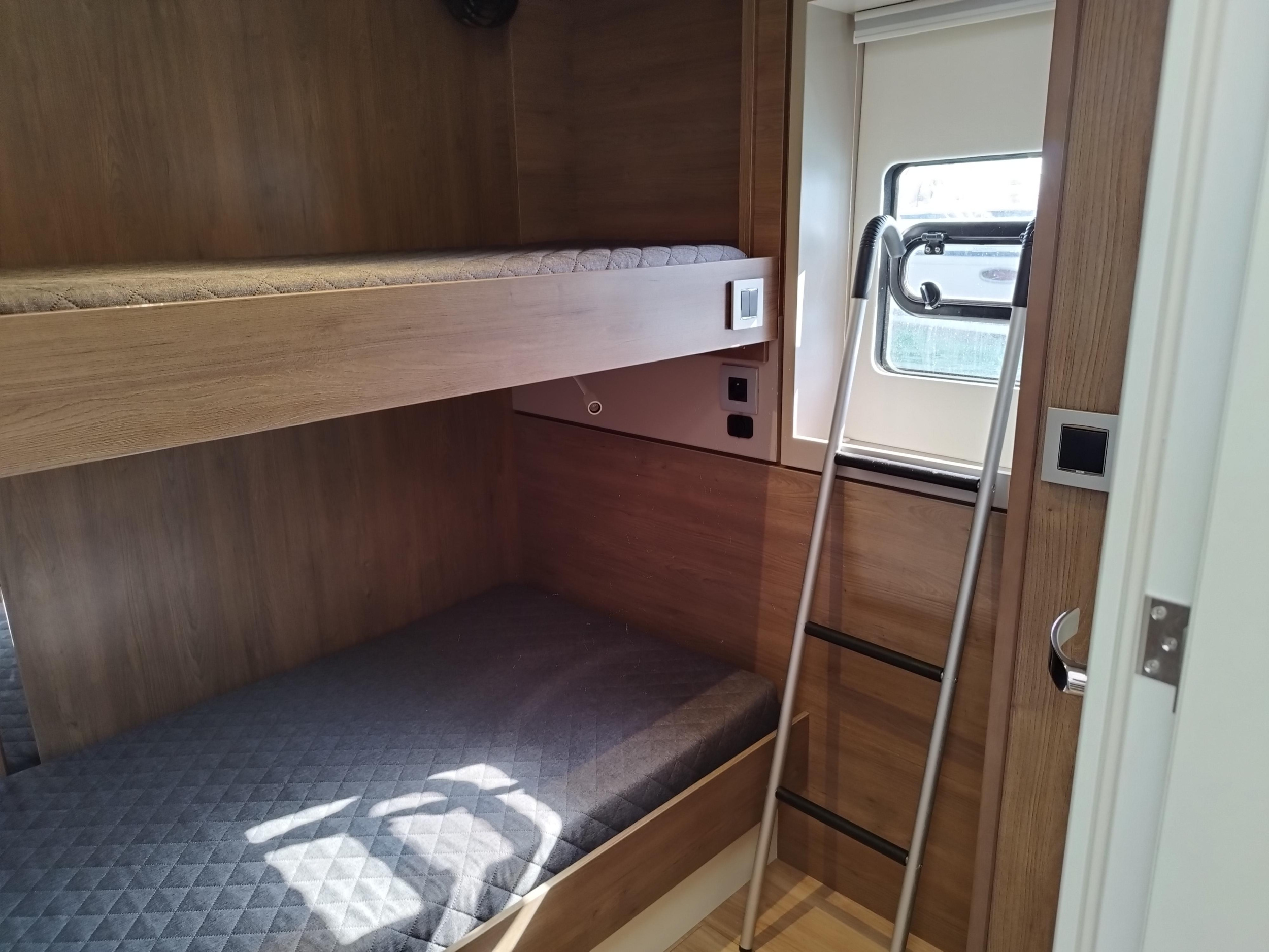 Bali 4.8 - 6 + 1 cab. — photo 23