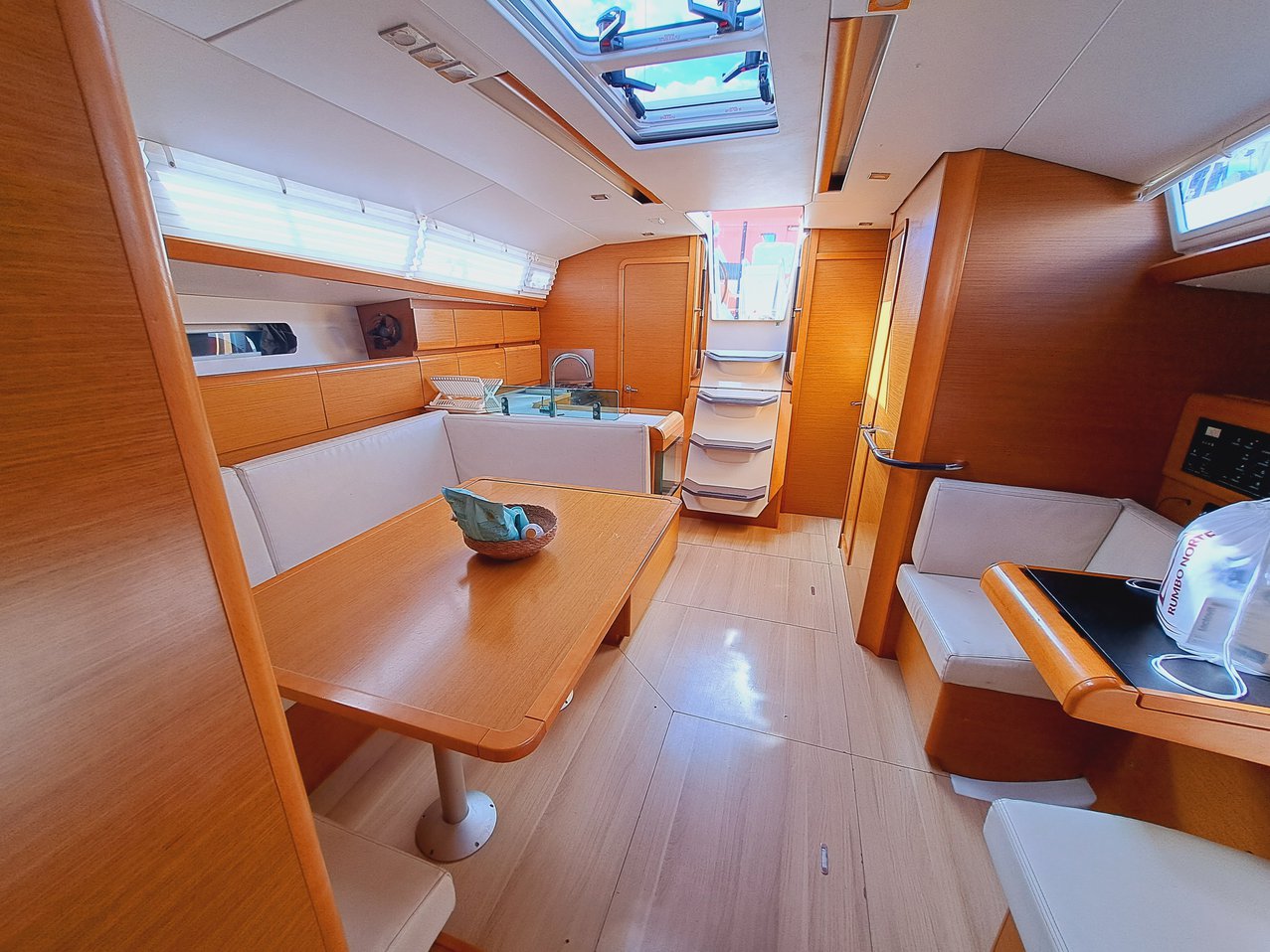 Sun Odyssey 449 — photo 11
