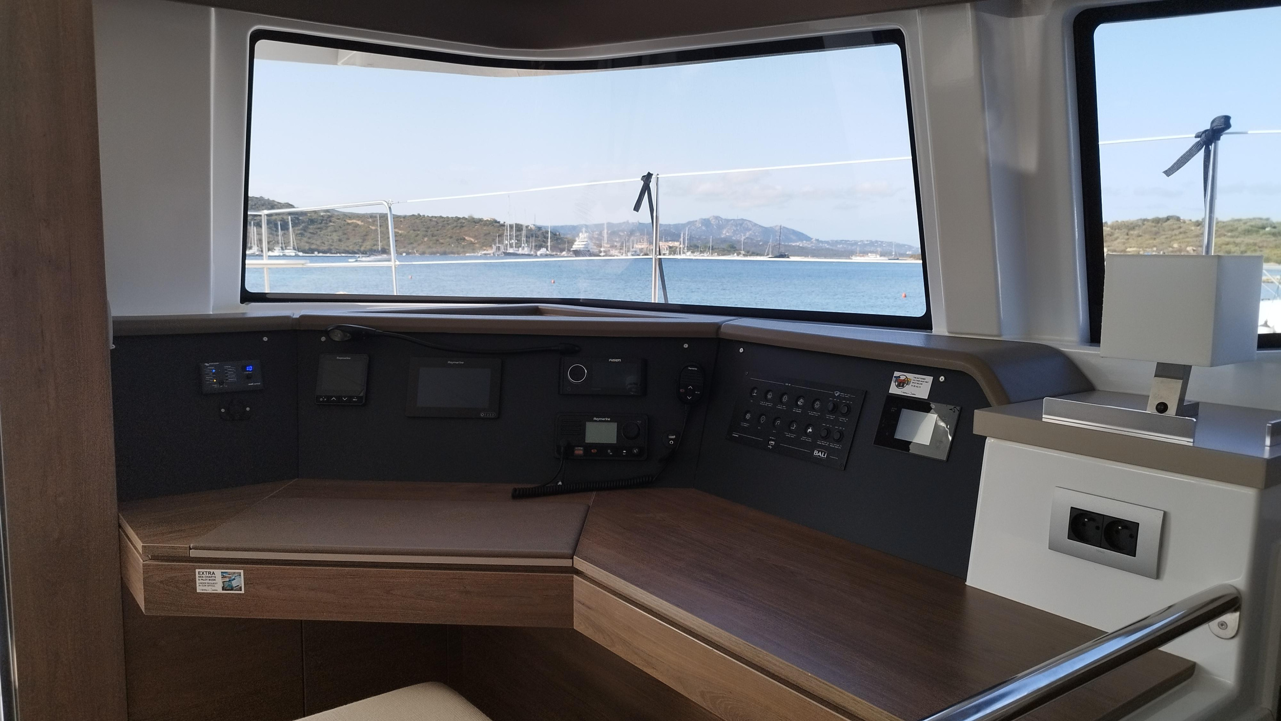 Bali 4.6 - 5 + 1 cab. — photo 16