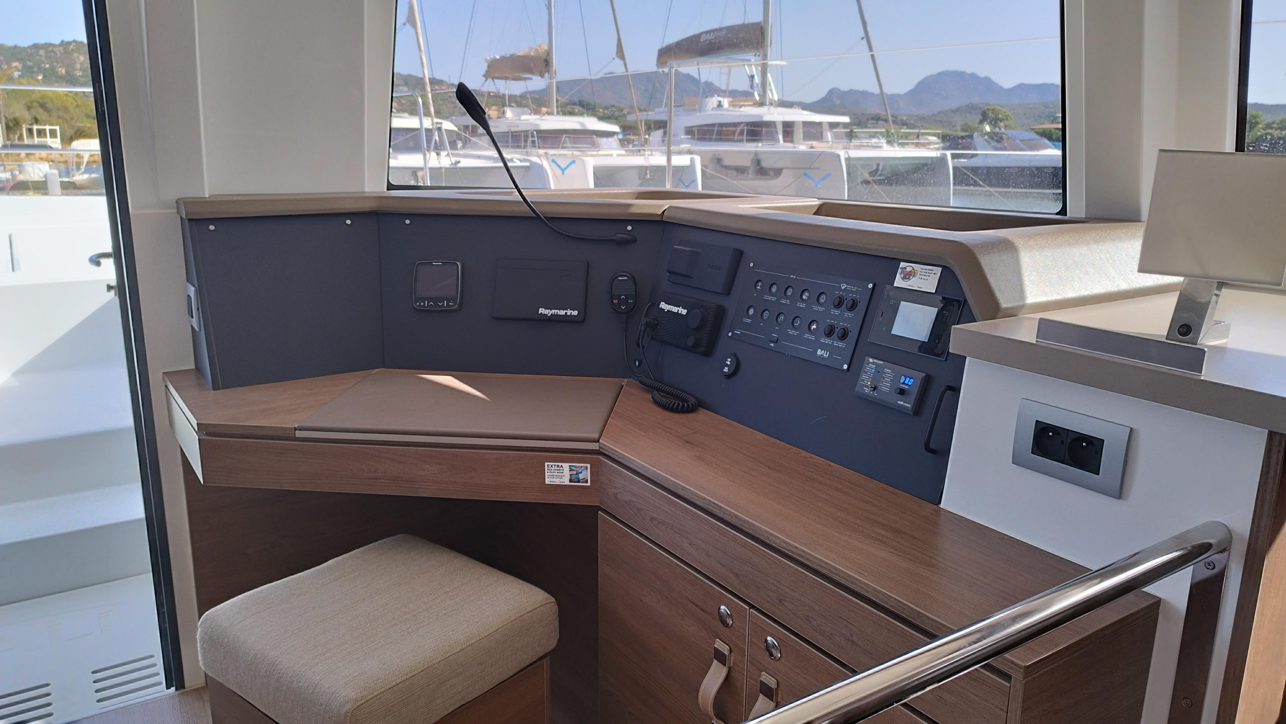 Bali 4.4 - 4 + 1 cab. — photo 12