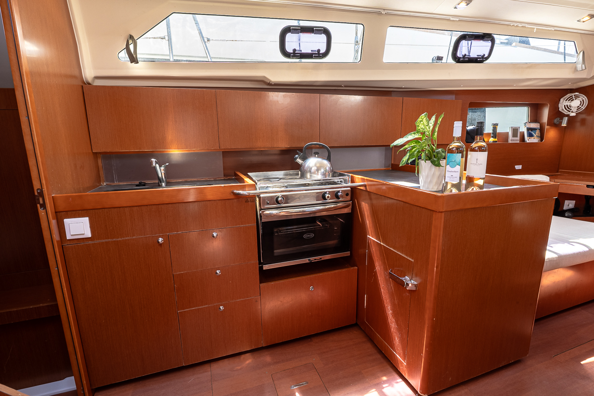 Oceanis 41.1 — photo 11