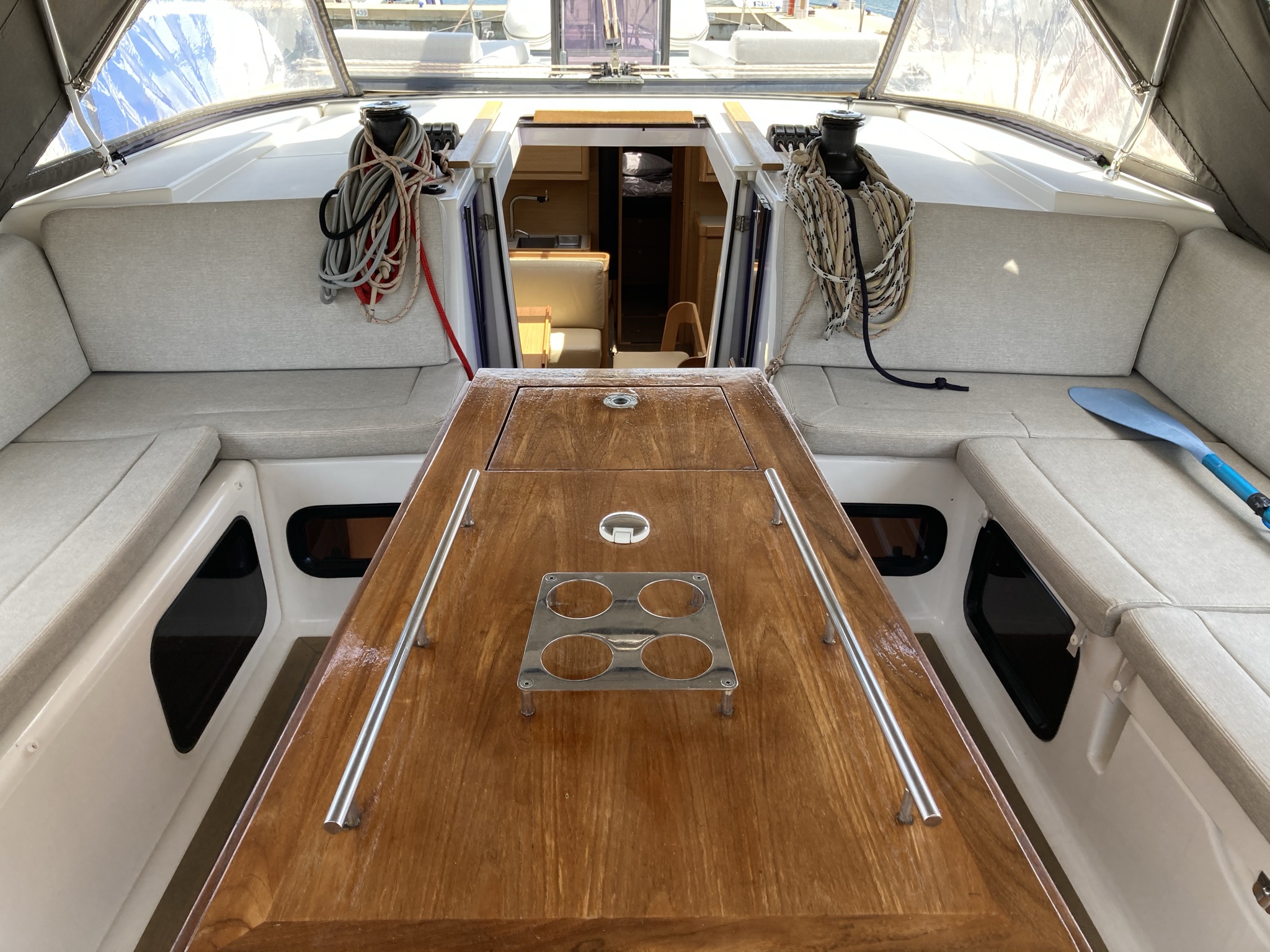 Dufour 520 GL — photo 10