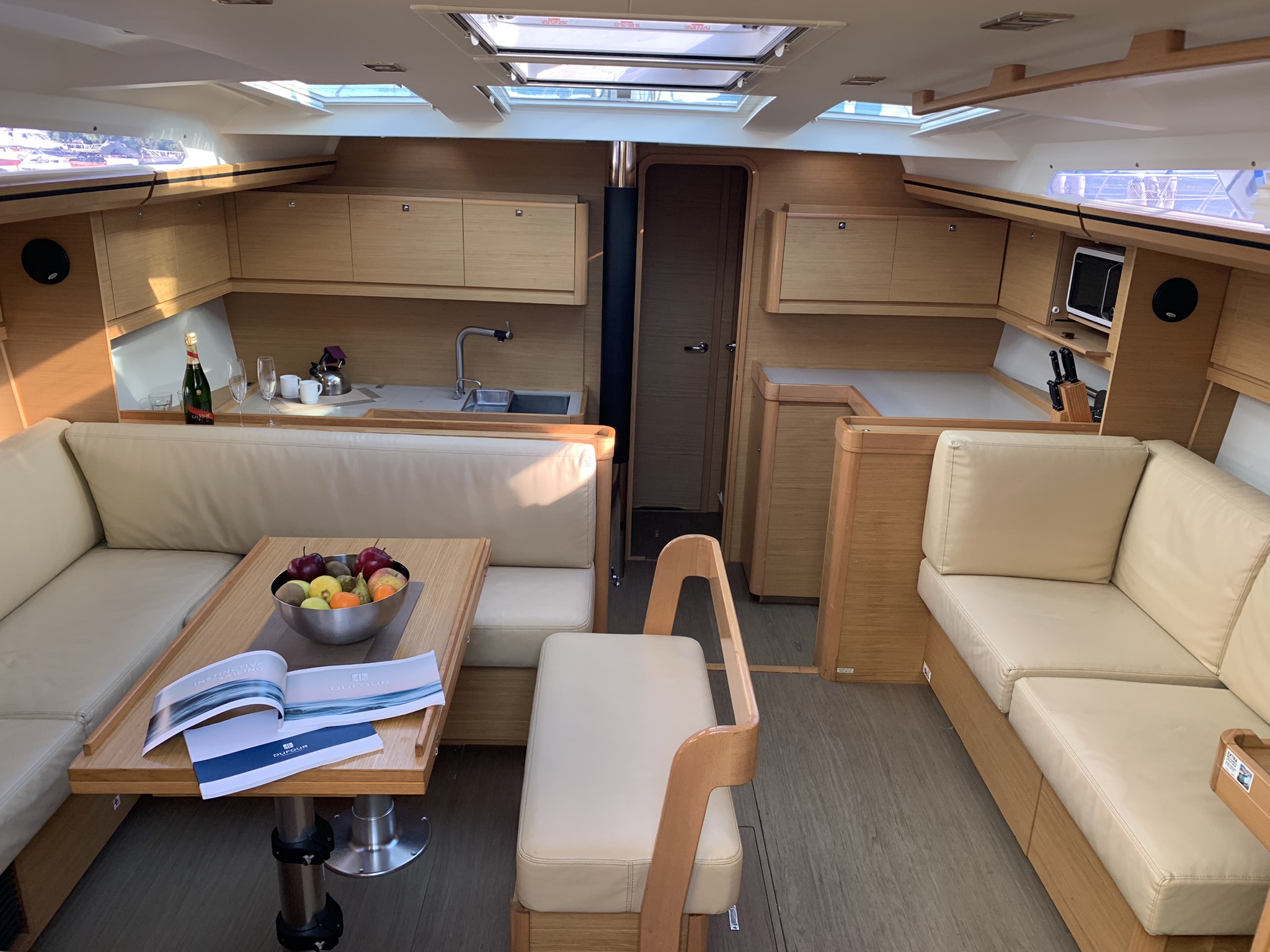 Dufour 520 GL — photo 24