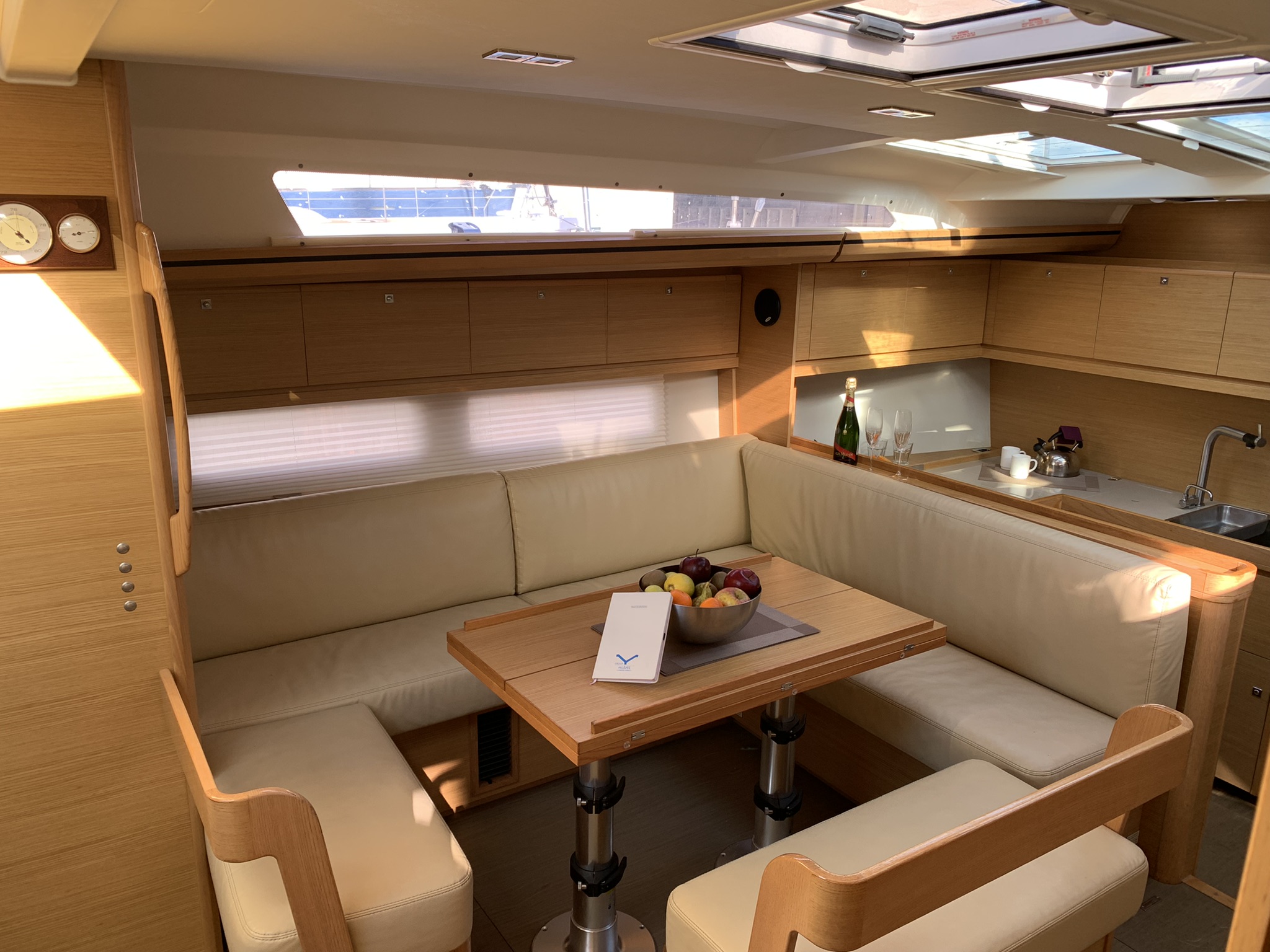 Dufour 520 GL — photo 25