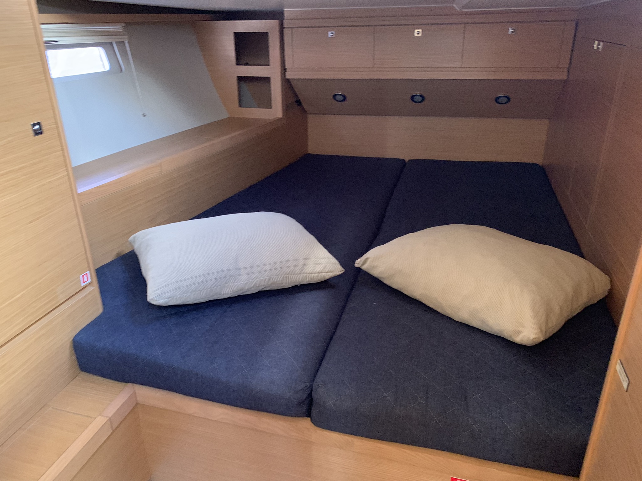 Dufour 520 GL — photo 29