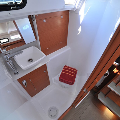 Dufour 360 GL - 3 cab. — photo 19