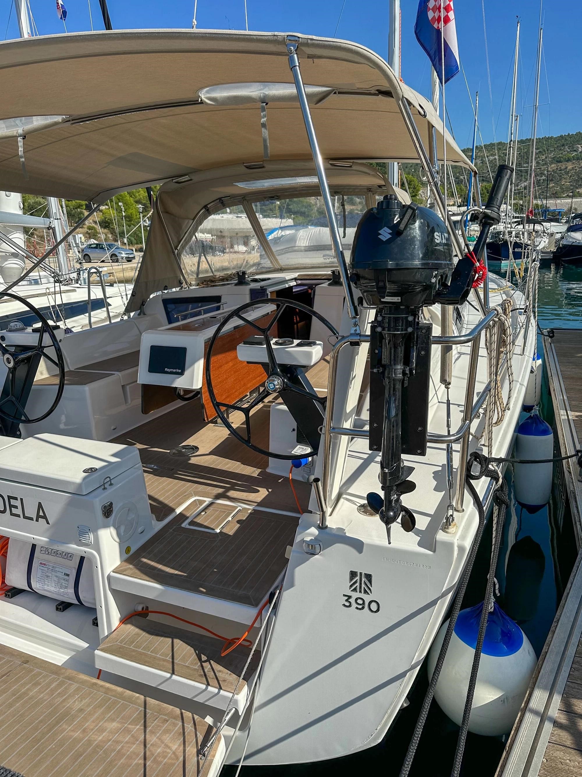 Dufour 390 GL — photo 4