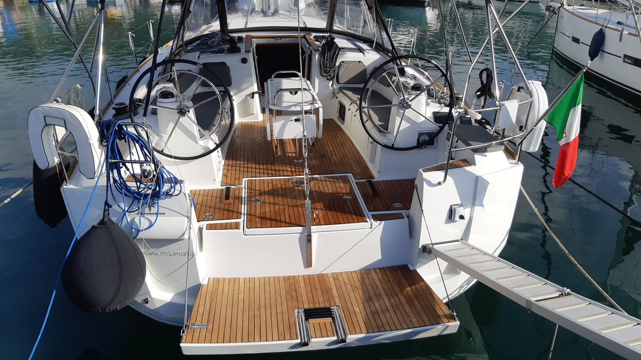 Sun Odyssey 519 - 4 + 1 cab. — photo 4