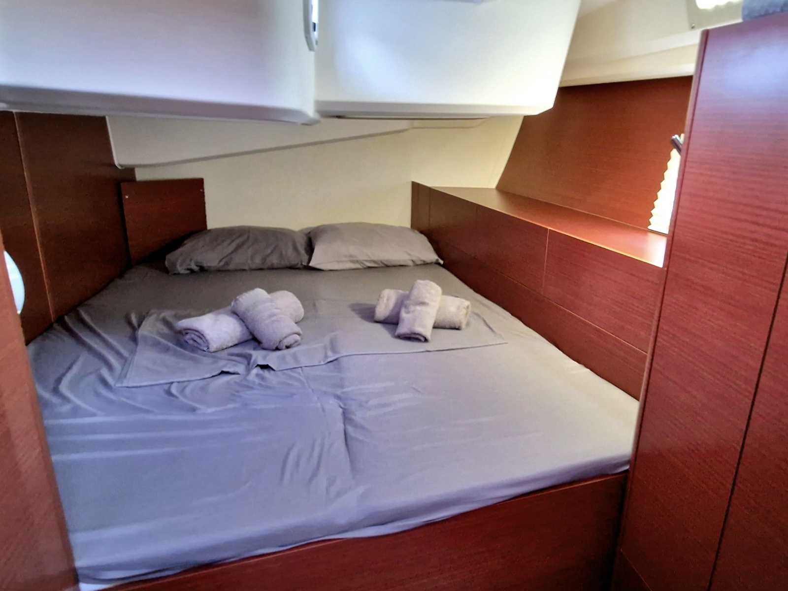 Hanse 508 - 5 + 1 cab. — photo 12