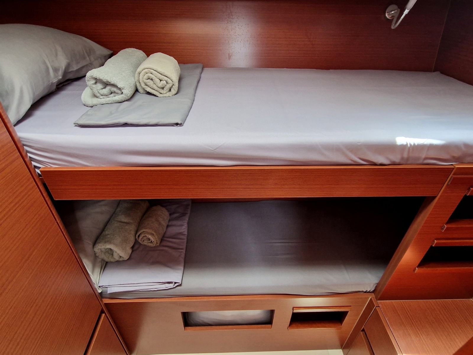 Hanse 508 - 5 + 1 cab. — photo 13