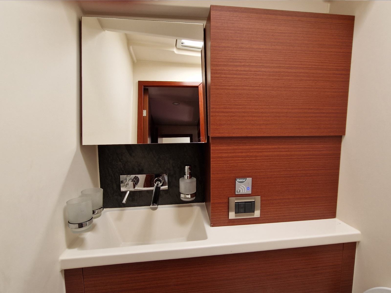 Hanse 508 - 5 + 1 cab. — photo 7