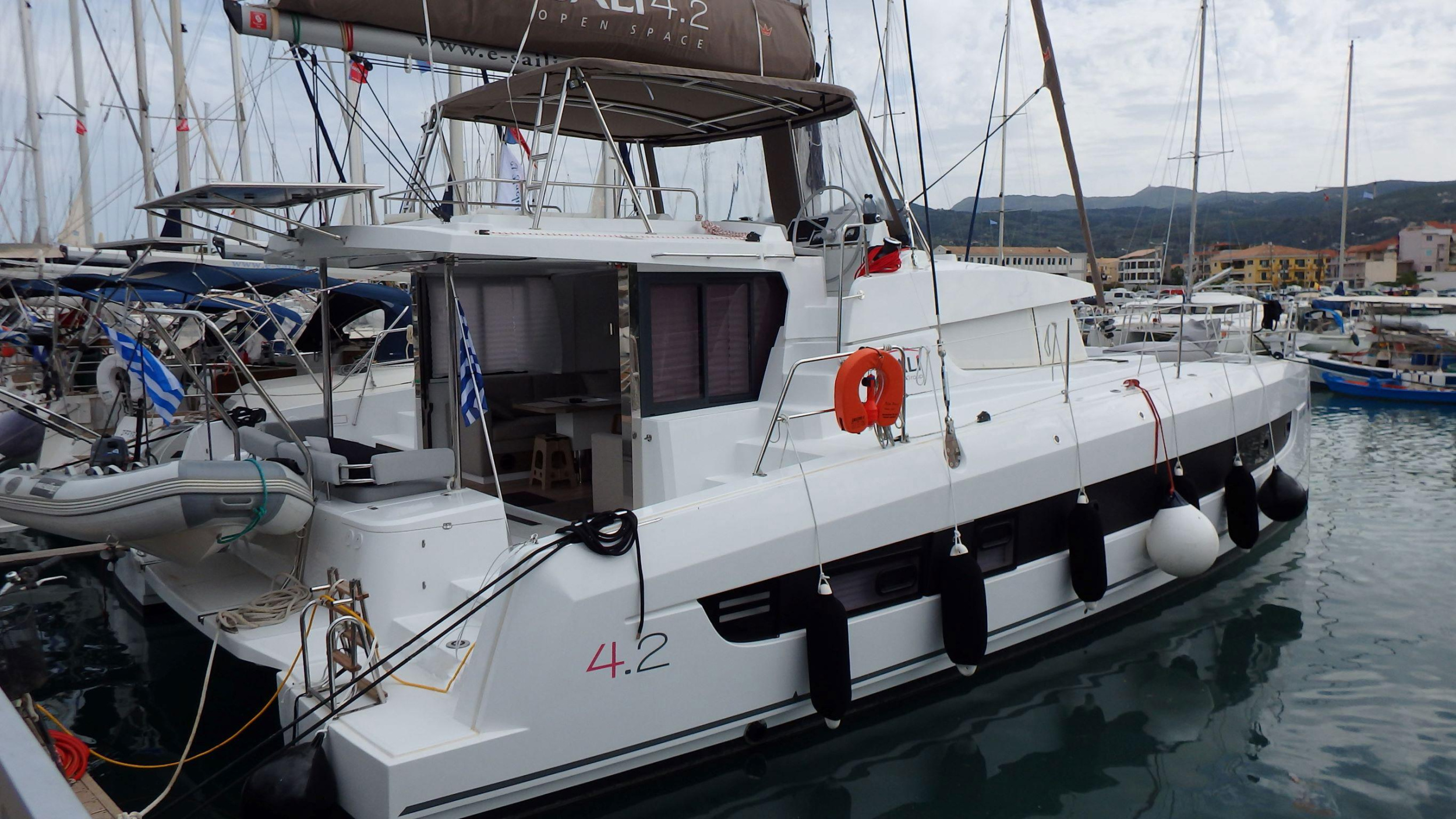 Bali 4.2 - 4 + 2 cab. — photo 3