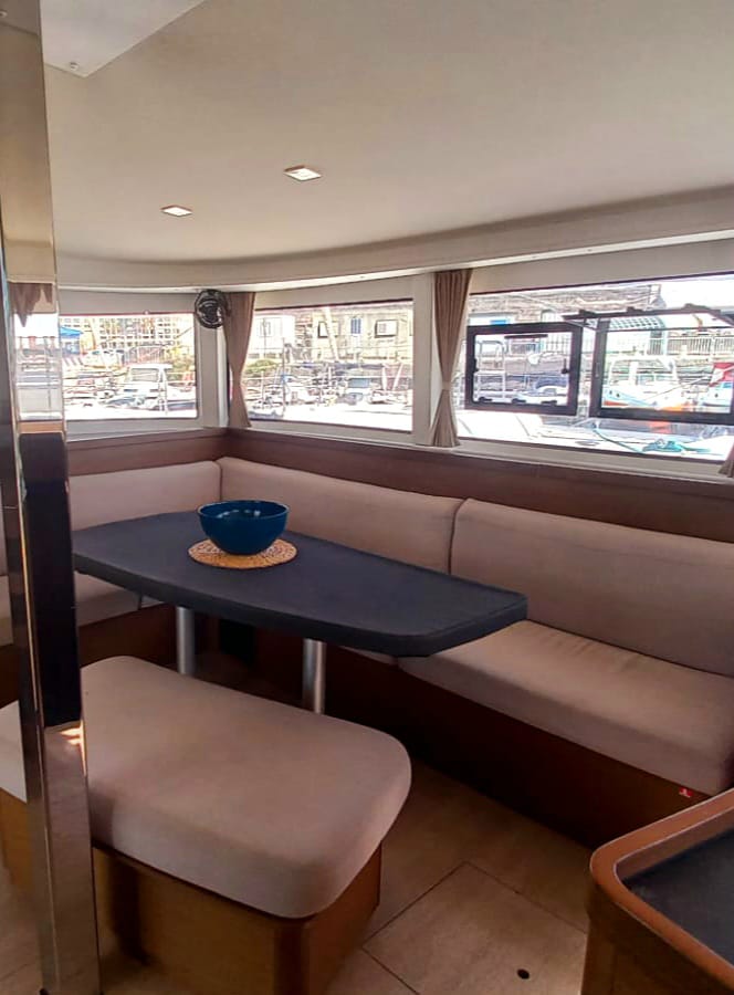 Lagoon 42 - 4 + 1 cab. — photo 11