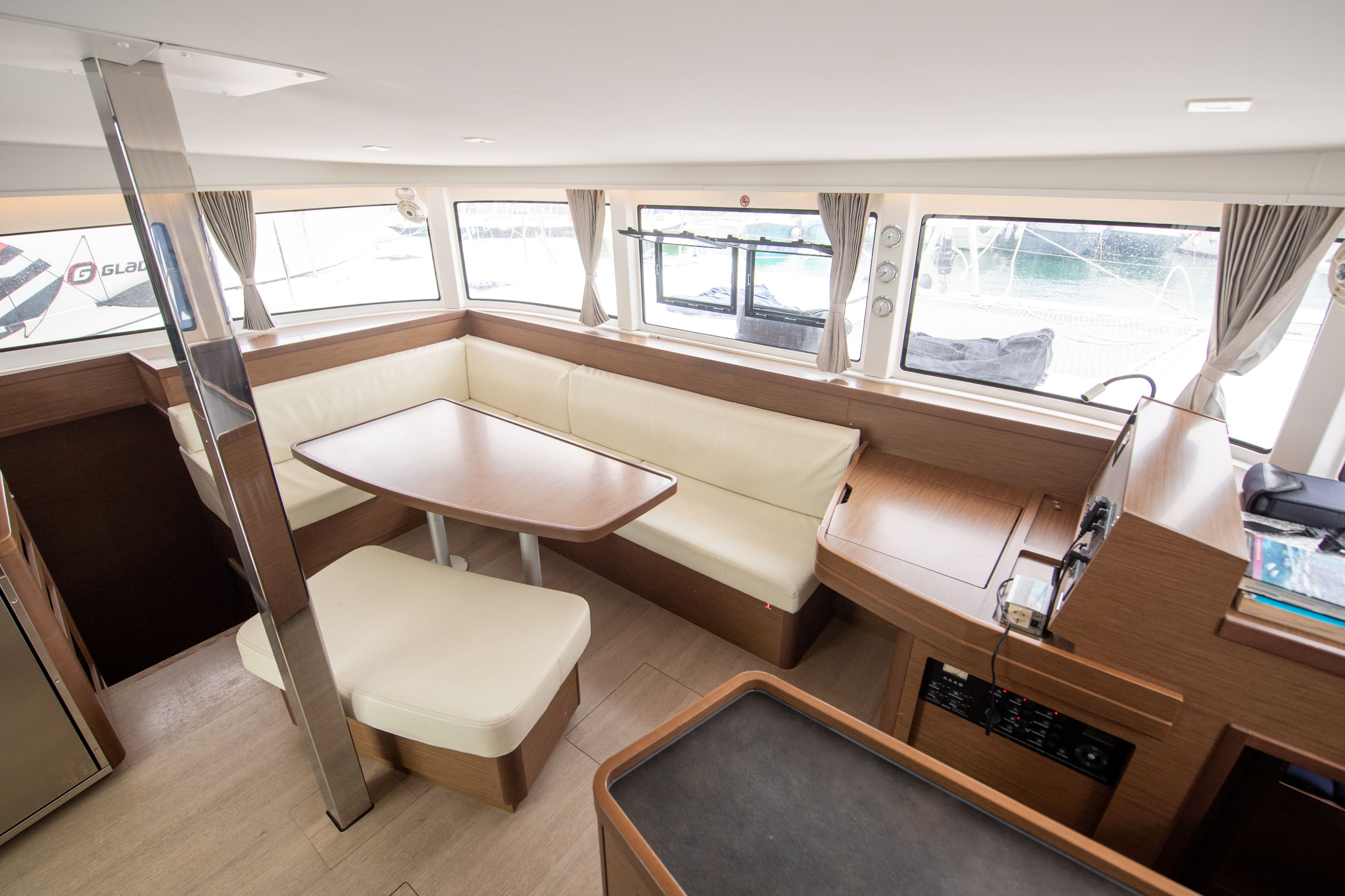 Lagoon 42 - 4 cab. — photo 6