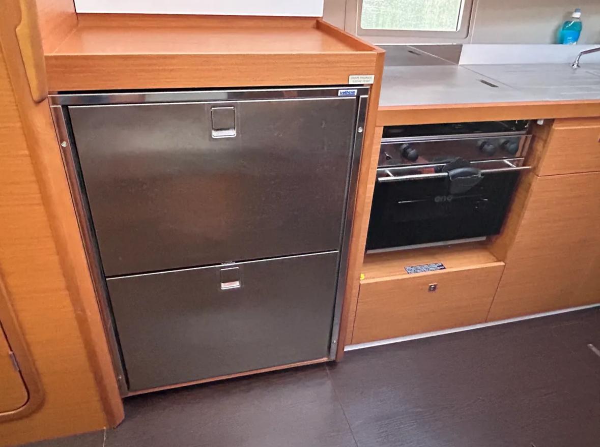 Dufour 390 GL — photo 14