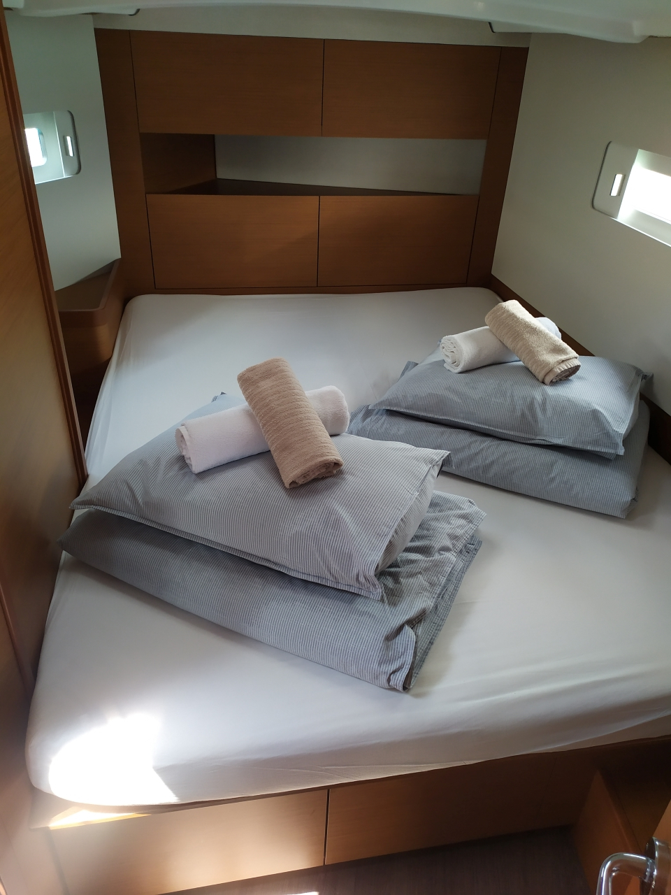 Sun Odyssey 410 - 3 cab. — photo 7