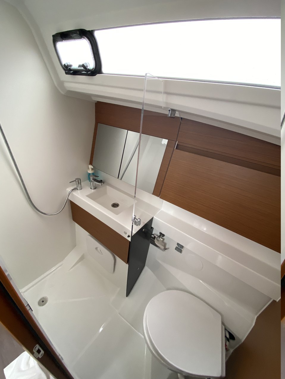 Sun Odyssey 410 - 3 cab. — photo 8