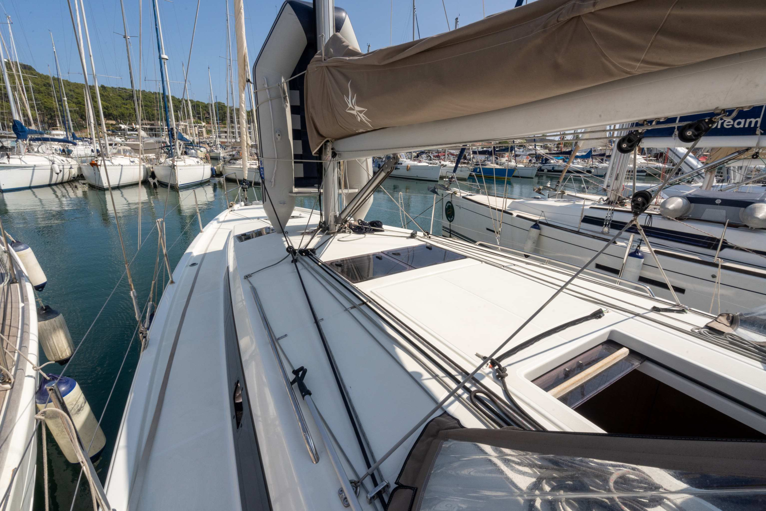 Sun Odyssey 410 - 3 cab. — photo 4