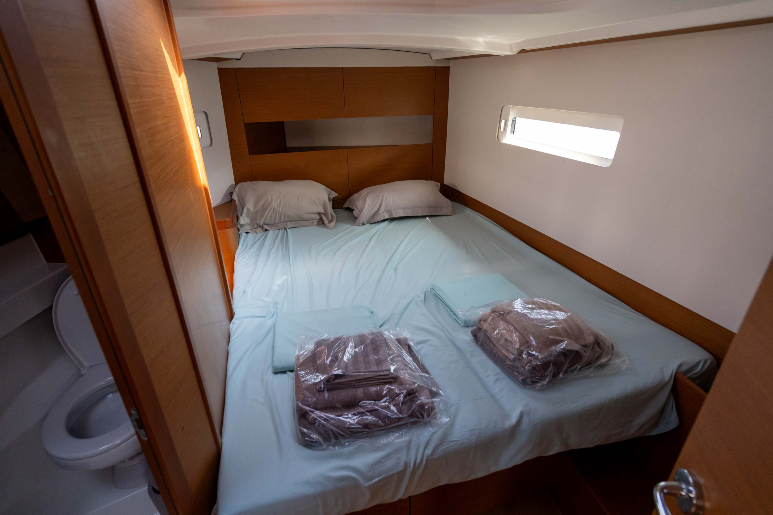 Sun Odyssey 410 - 3 cab. — photo 9