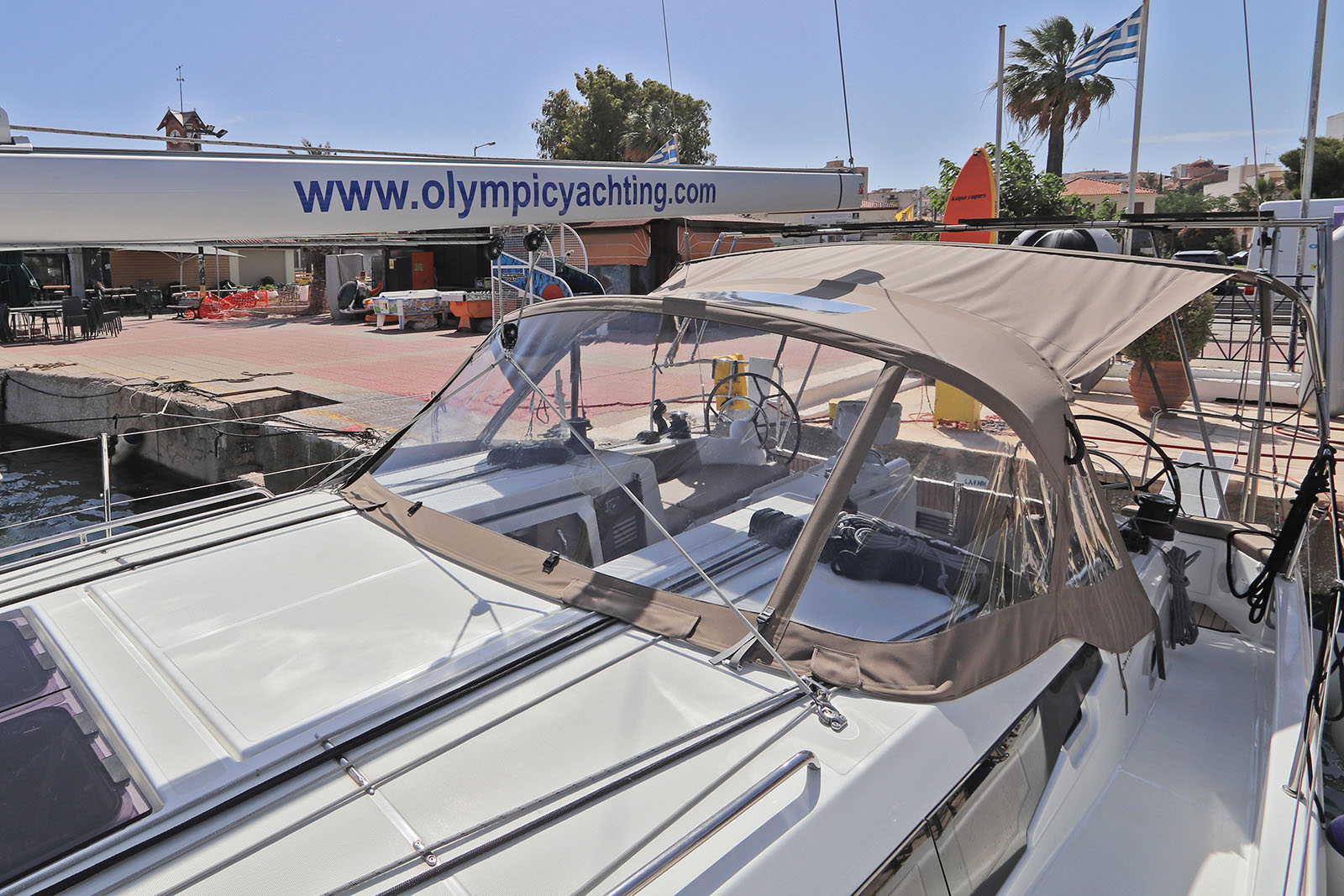 Sun Odyssey 410 - 3 cab. — photo 6