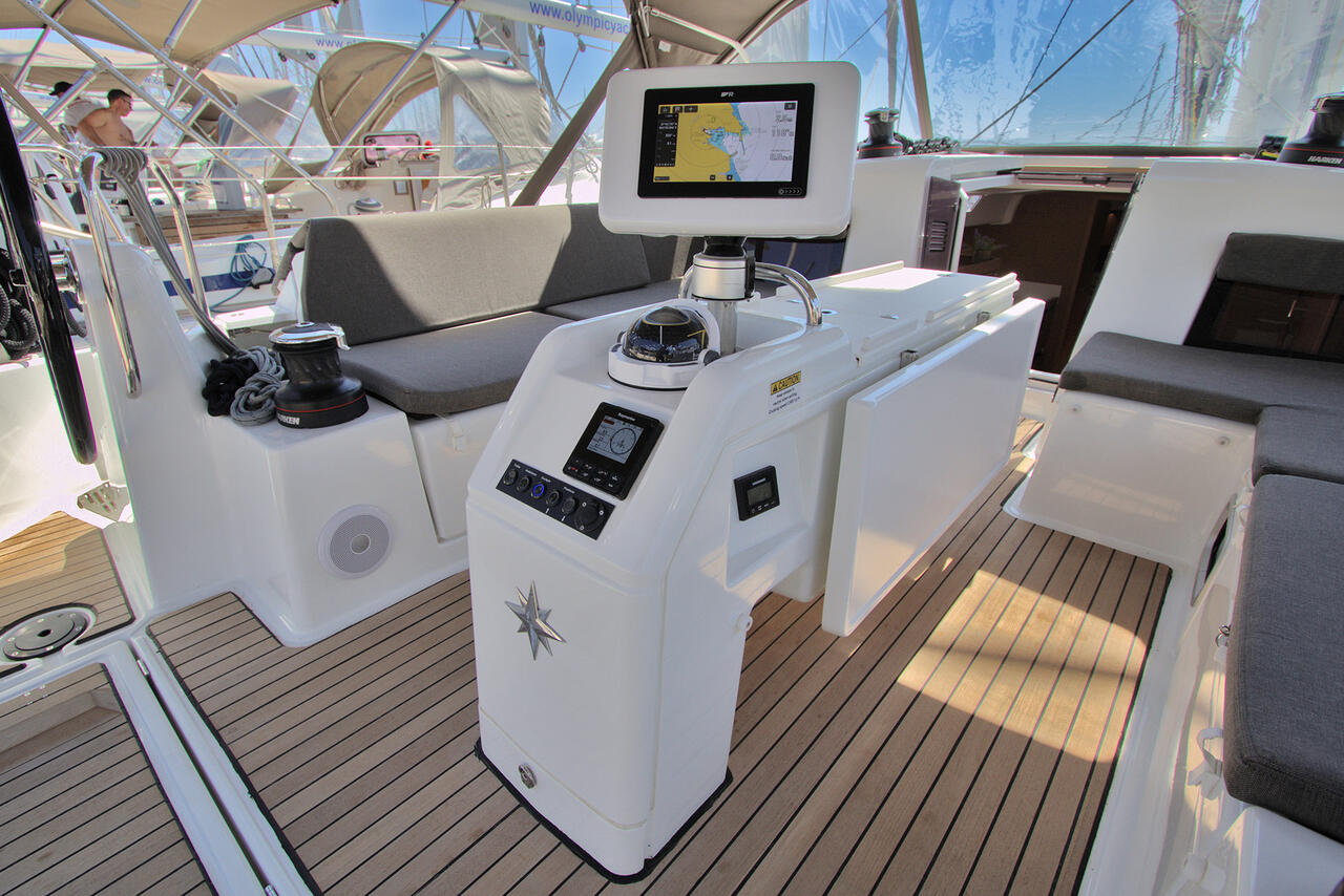 Sun Odyssey 490 - 5 cab. — photo 5