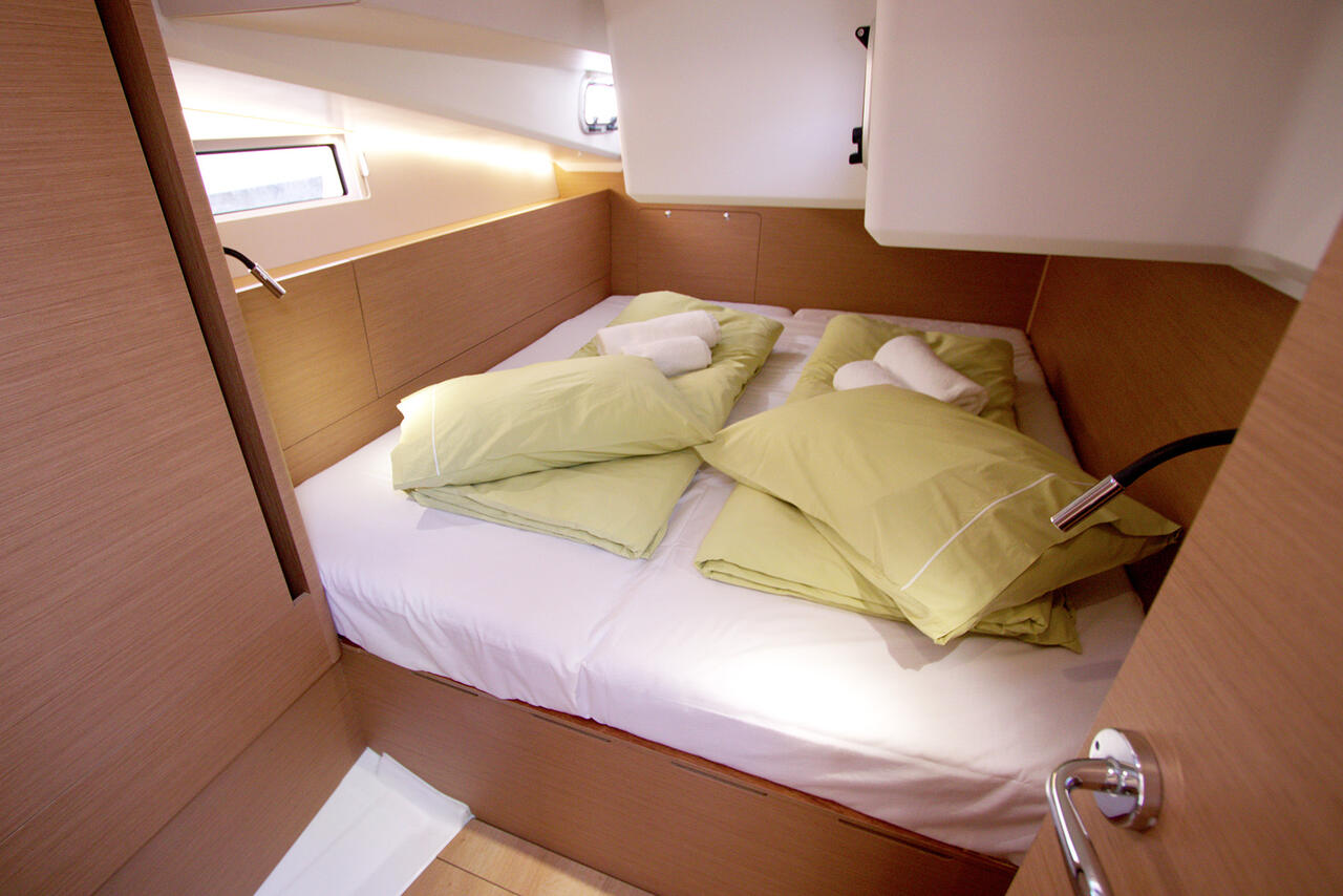 Sun Odyssey 490 - 5 cab. — photo 13