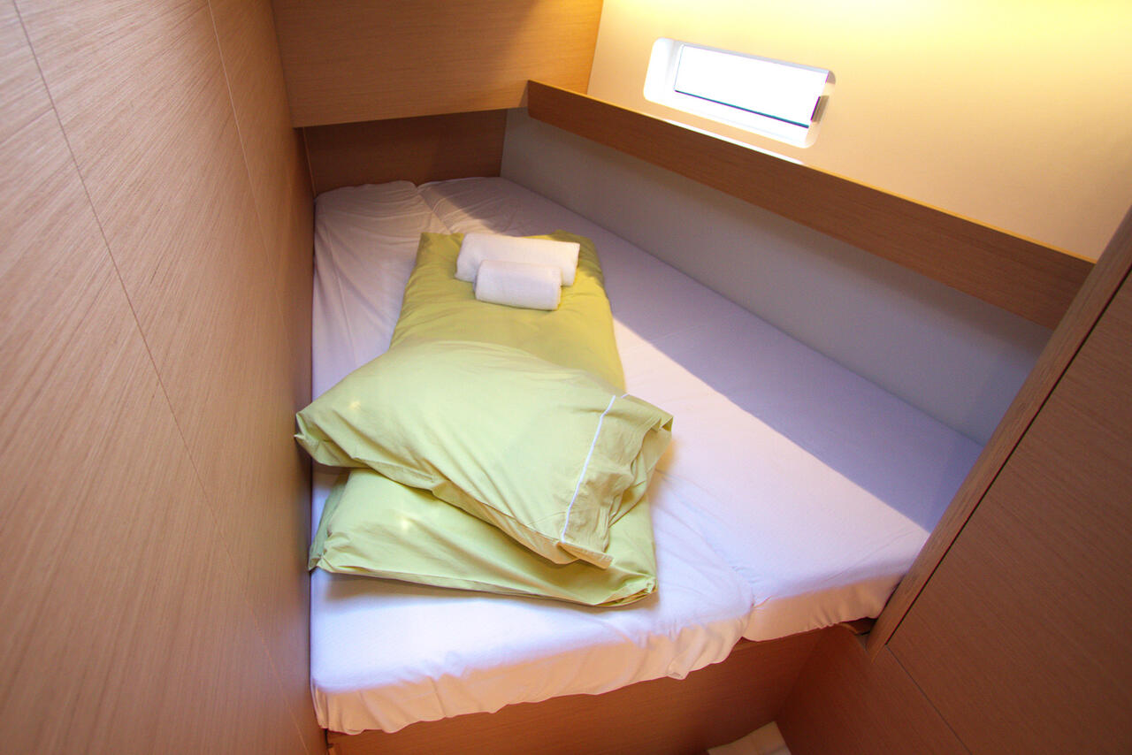 Sun Odyssey 490 - 5 cab. — photo 14
